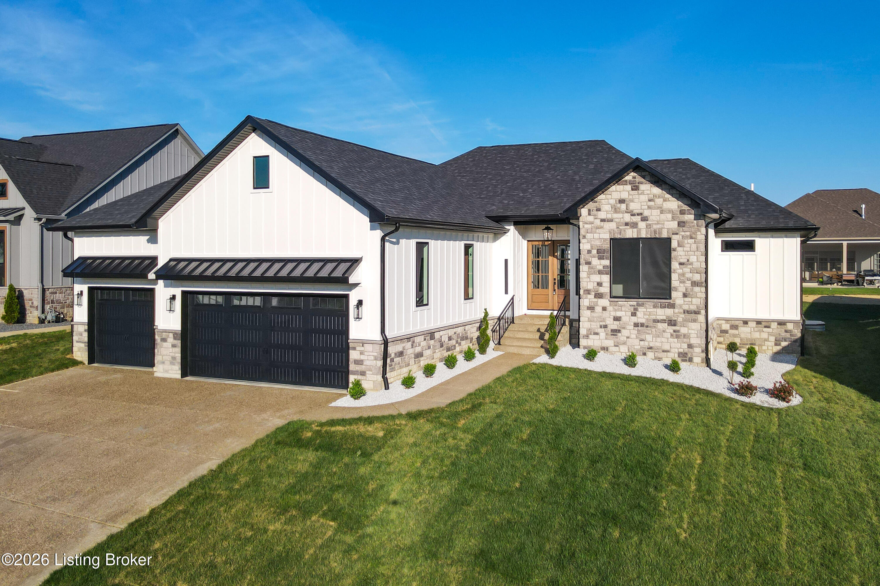 1505 Lincoln Hill Way