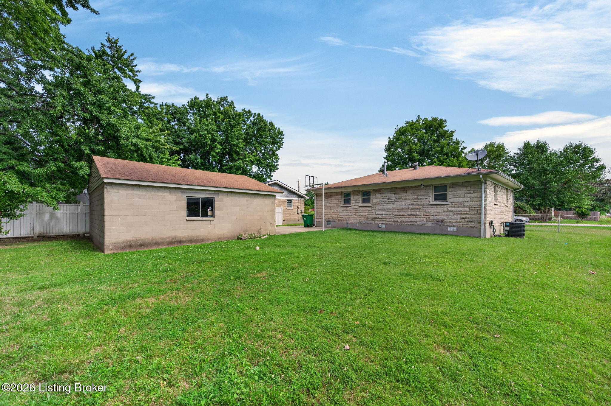 4806 Fury Way