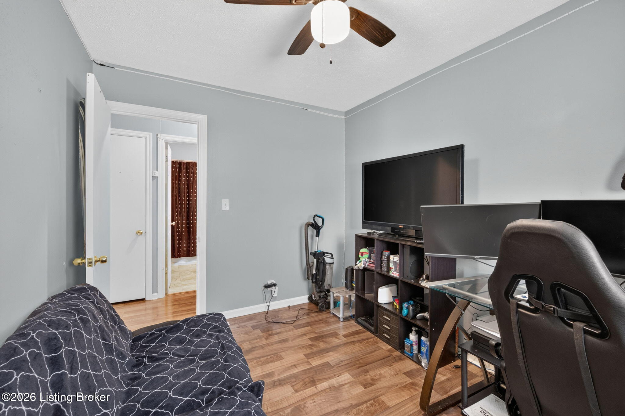 4806 Fury Way