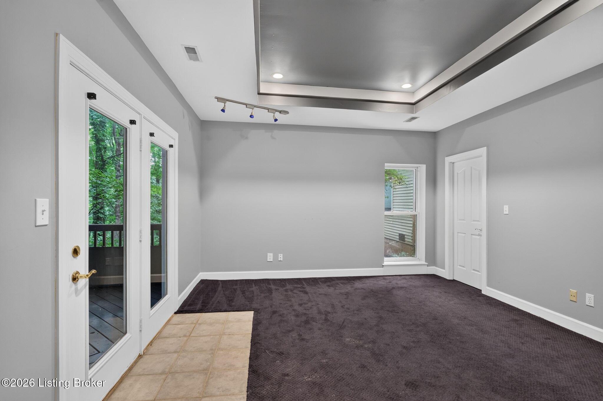 8800 Wooded Trail Ct
