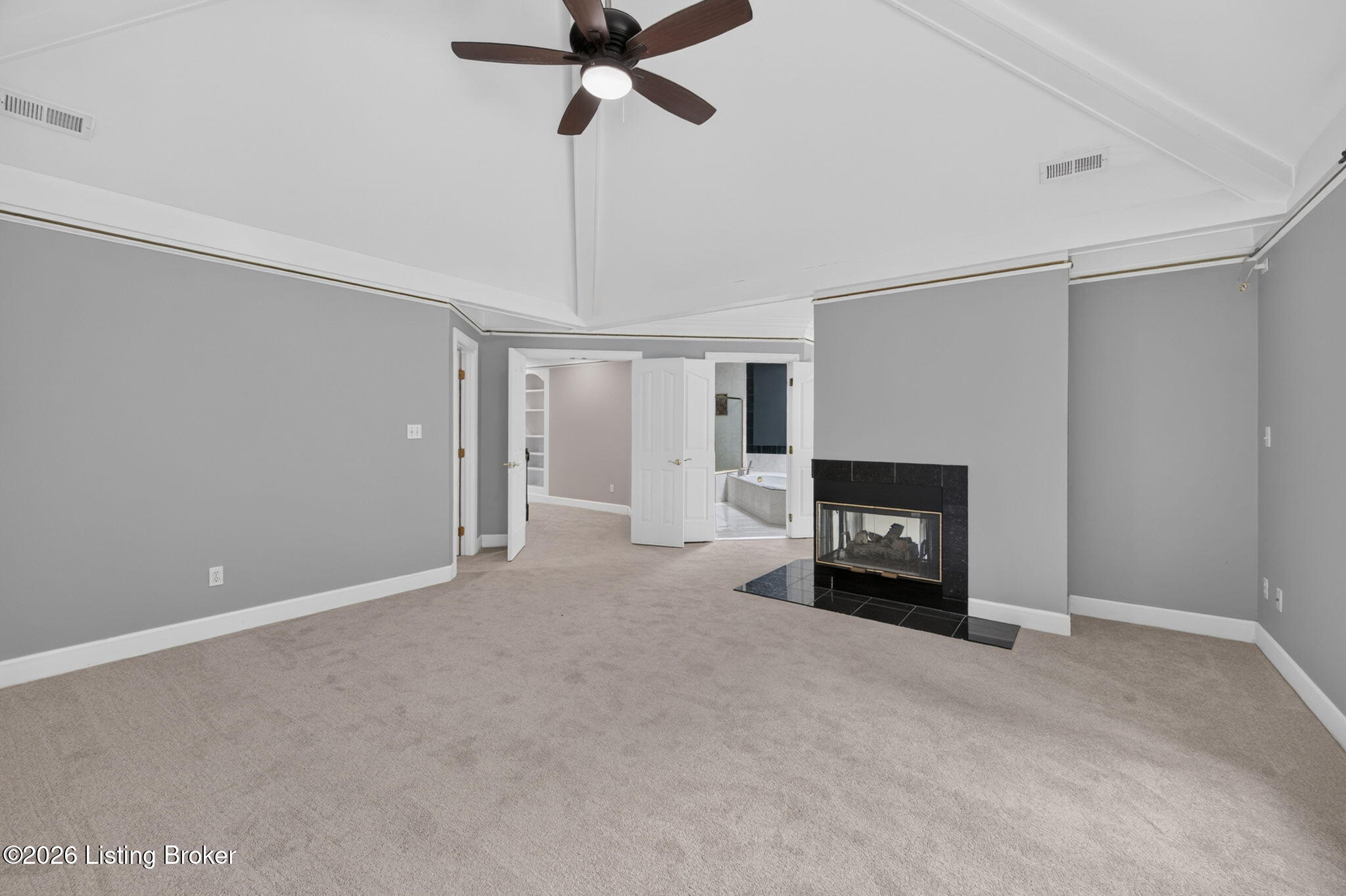 8800 Wooded Trail Ct