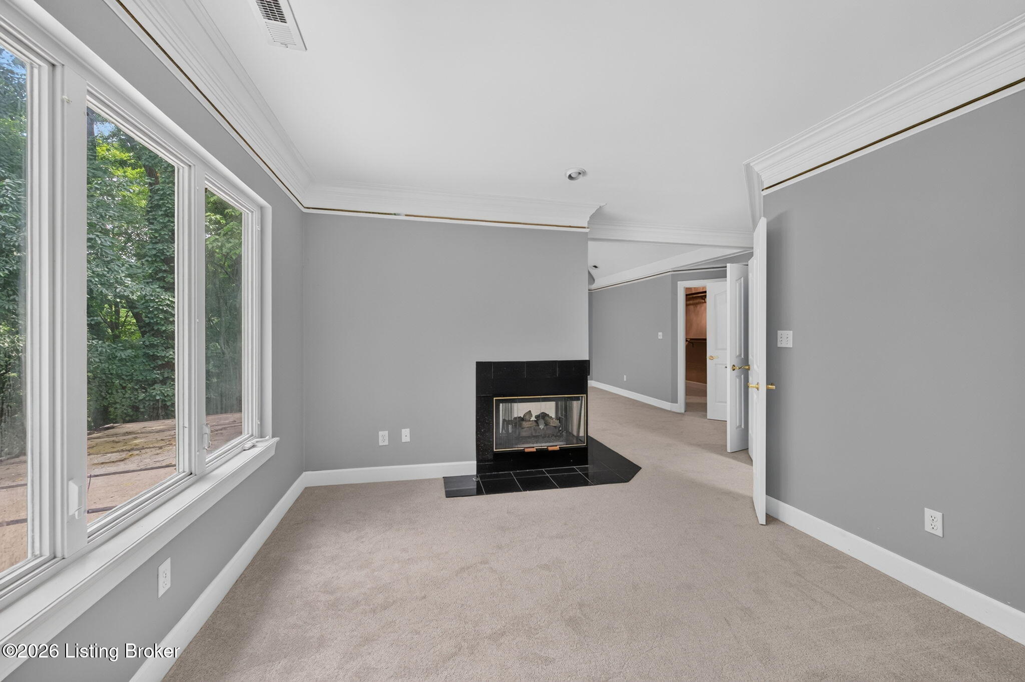 8800 Wooded Trail Ct