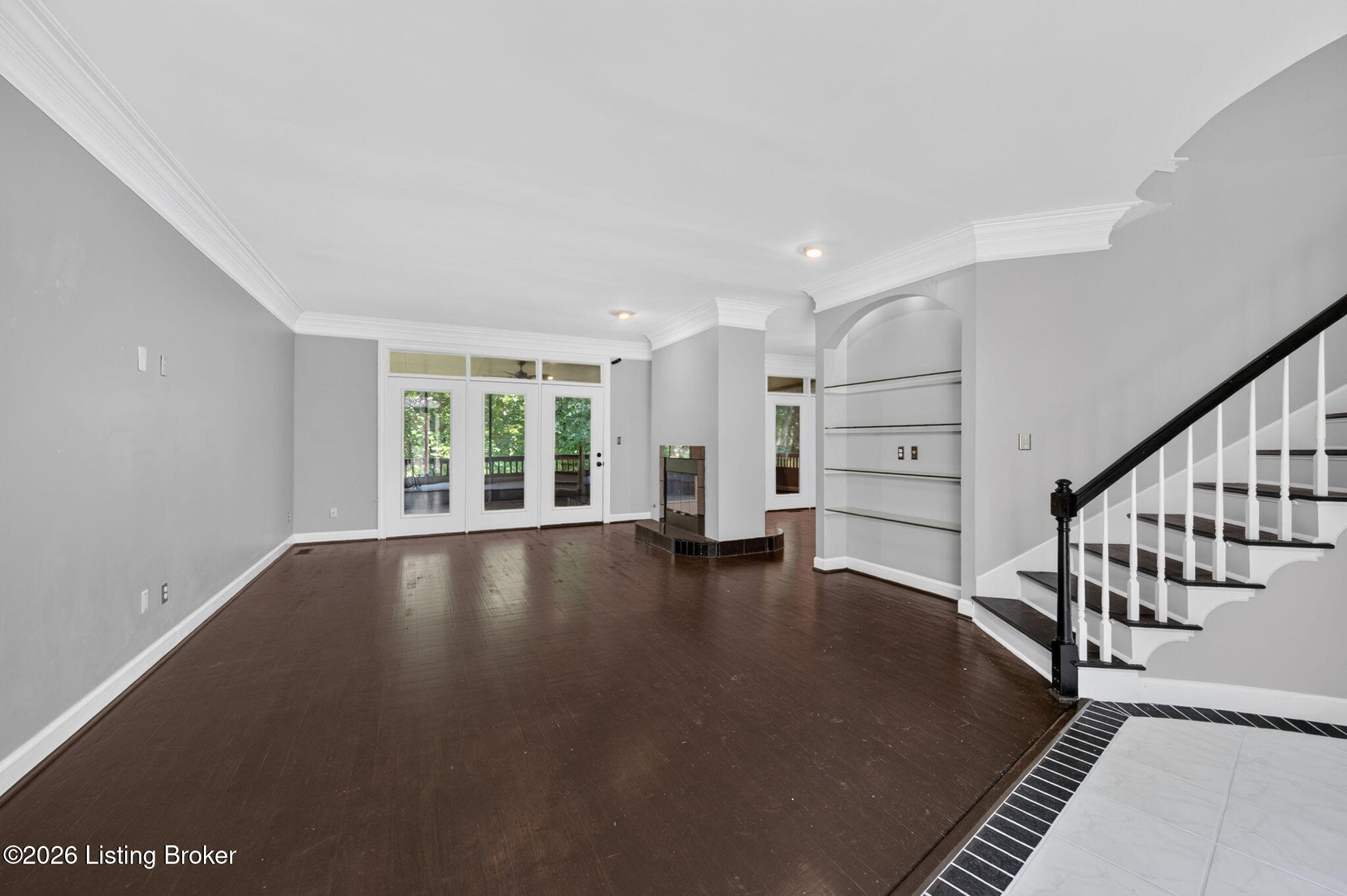 8800 Wooded Trail Ct