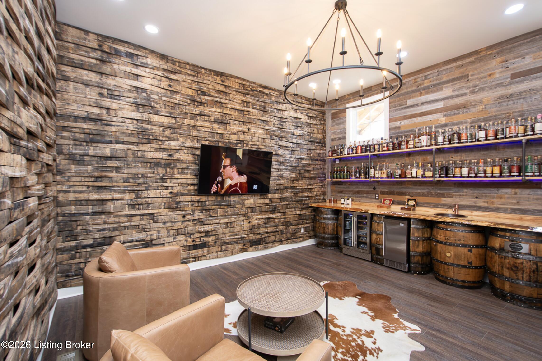 1807 Brownsboro Rd