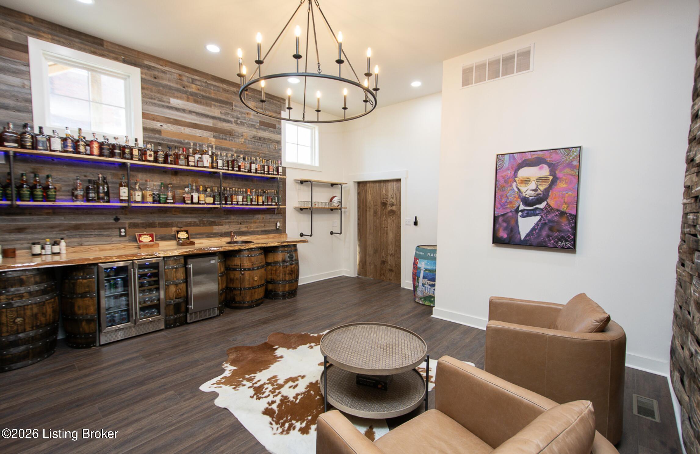 1807 Brownsboro Rd