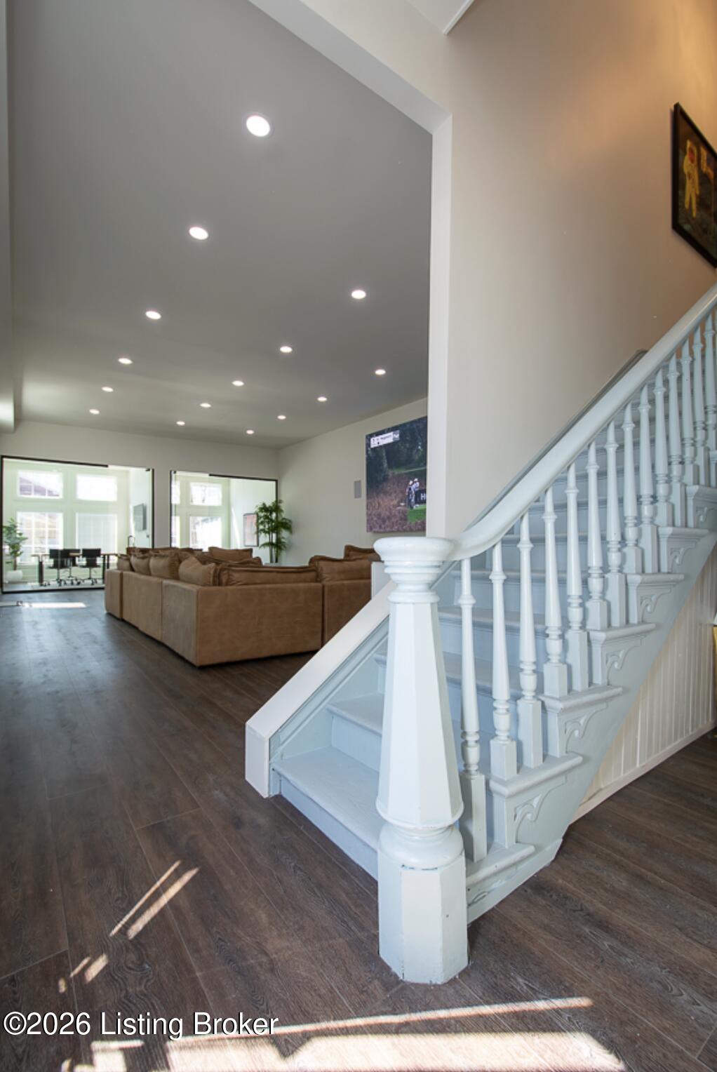 1807 Brownsboro Rd