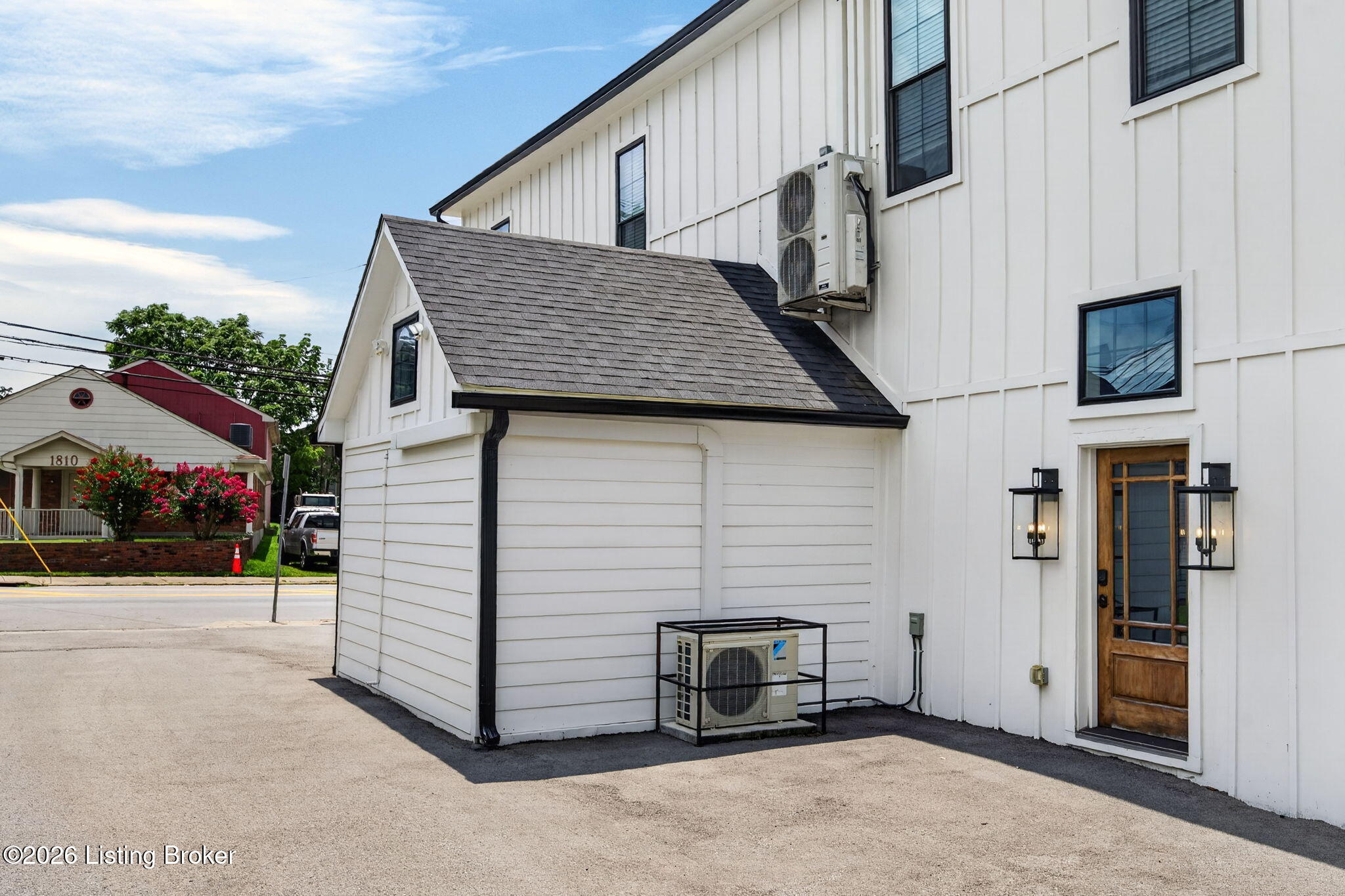 1807 Brownsboro Rd
