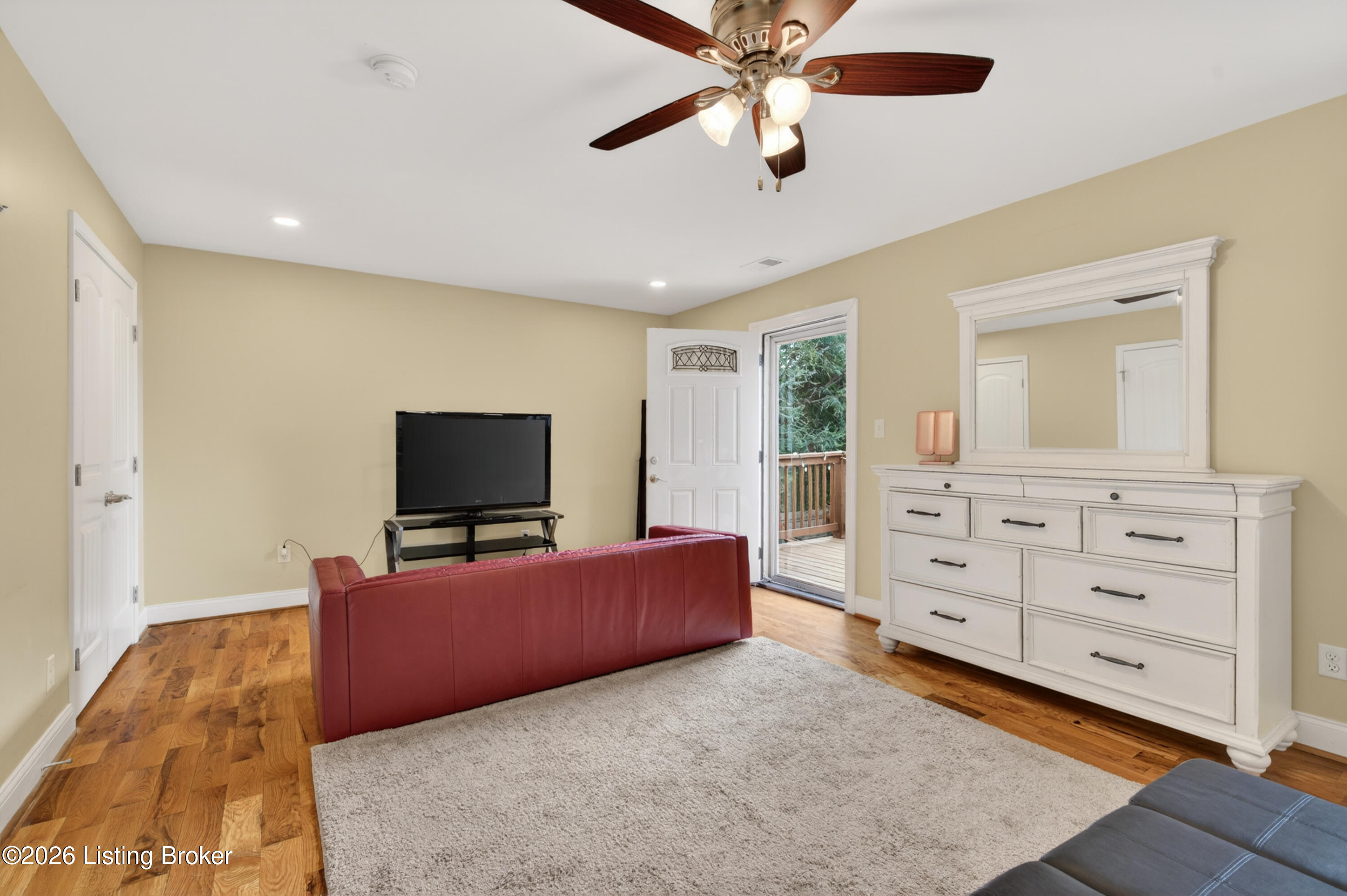 1320 Winter Ave