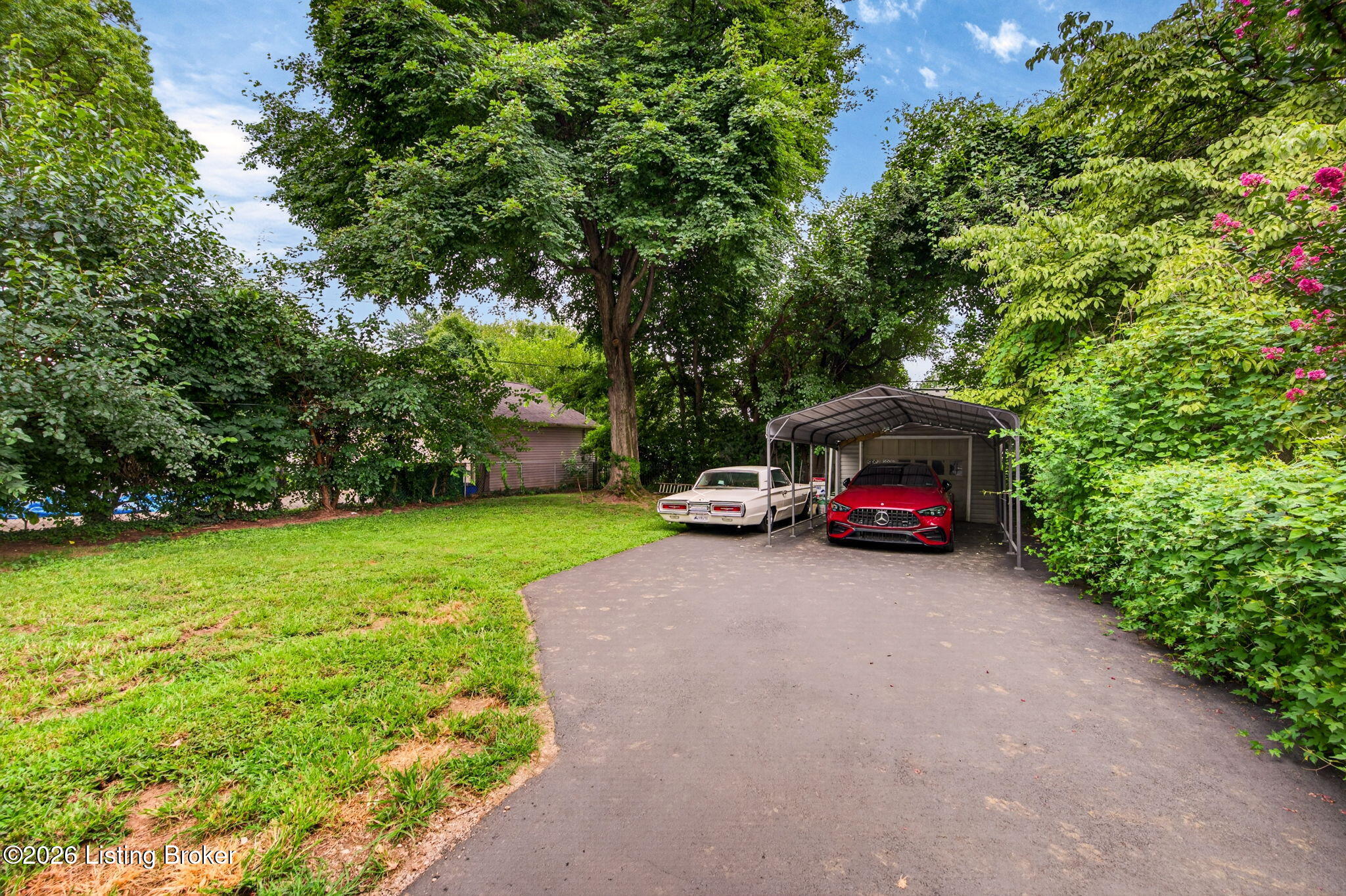 3104 Eagle Pass