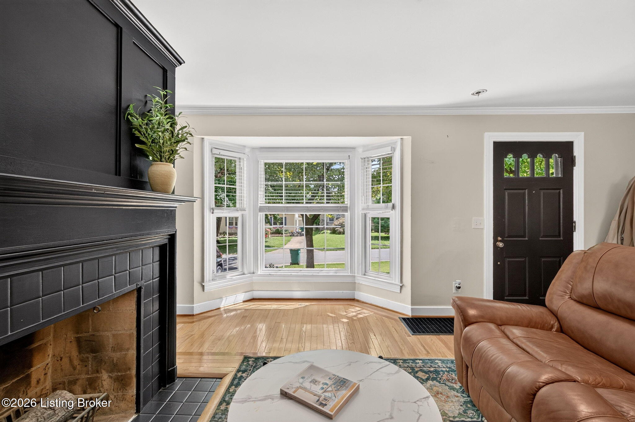 3104 Eagle Pass