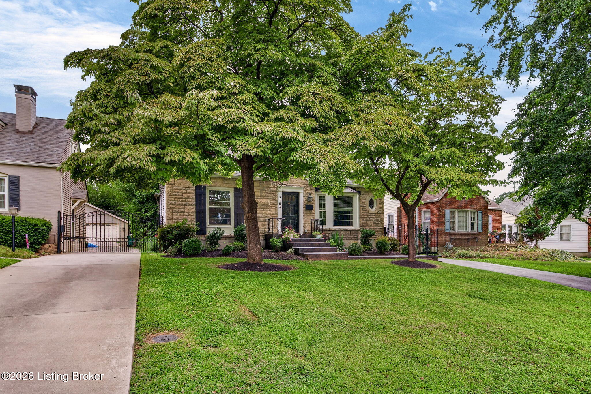 3104 Eagle Pass