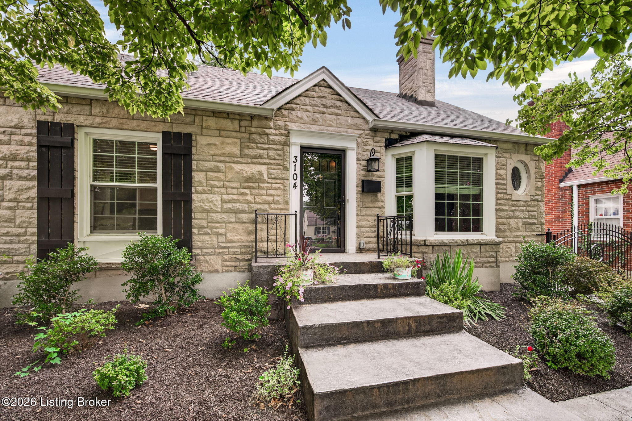 3104 Eagle Pass