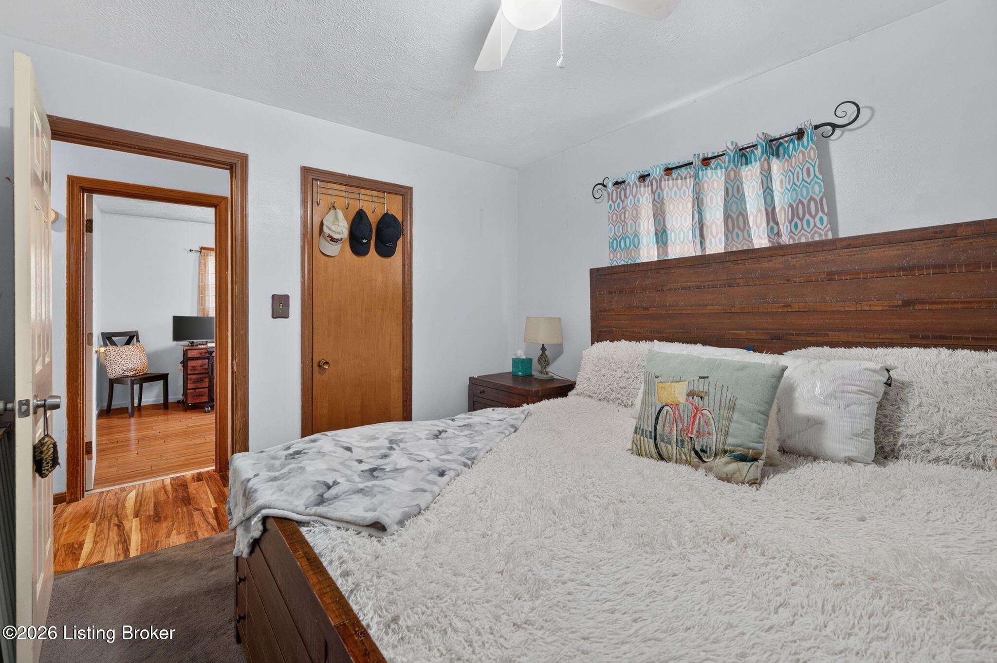 2150 Elmhurst Ave