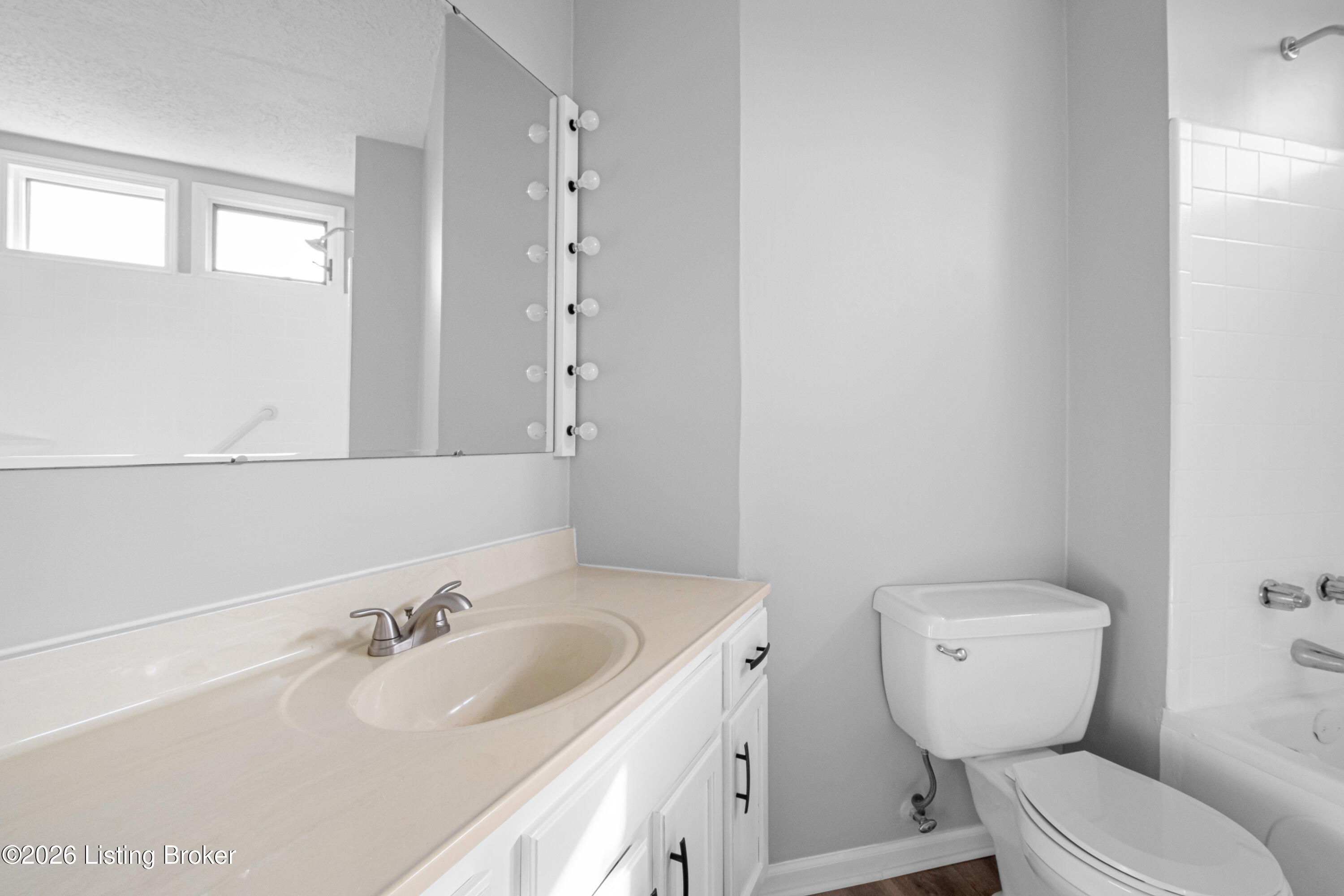 1128 Cherokee Rd APT 1A