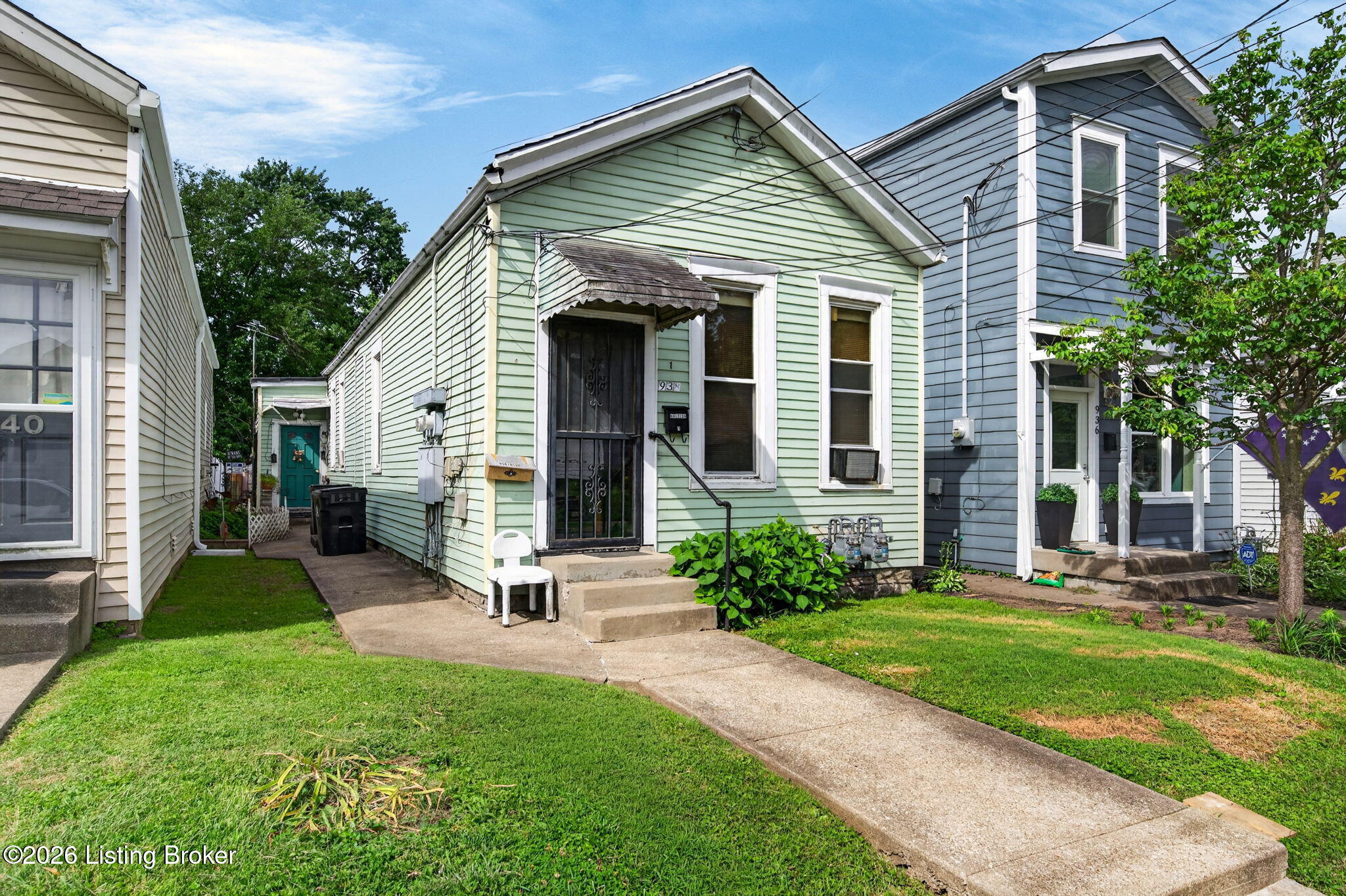 938 Samuel St