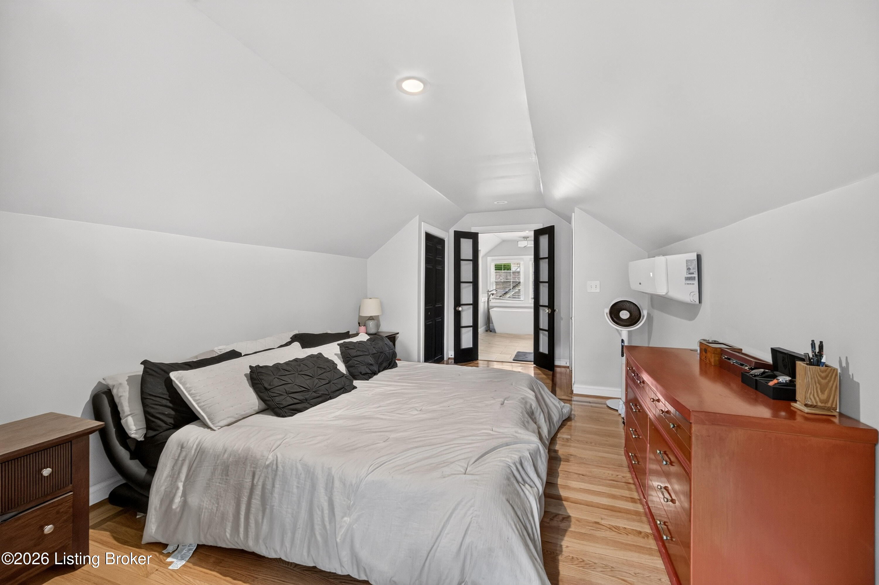 3104 Eagle Pass