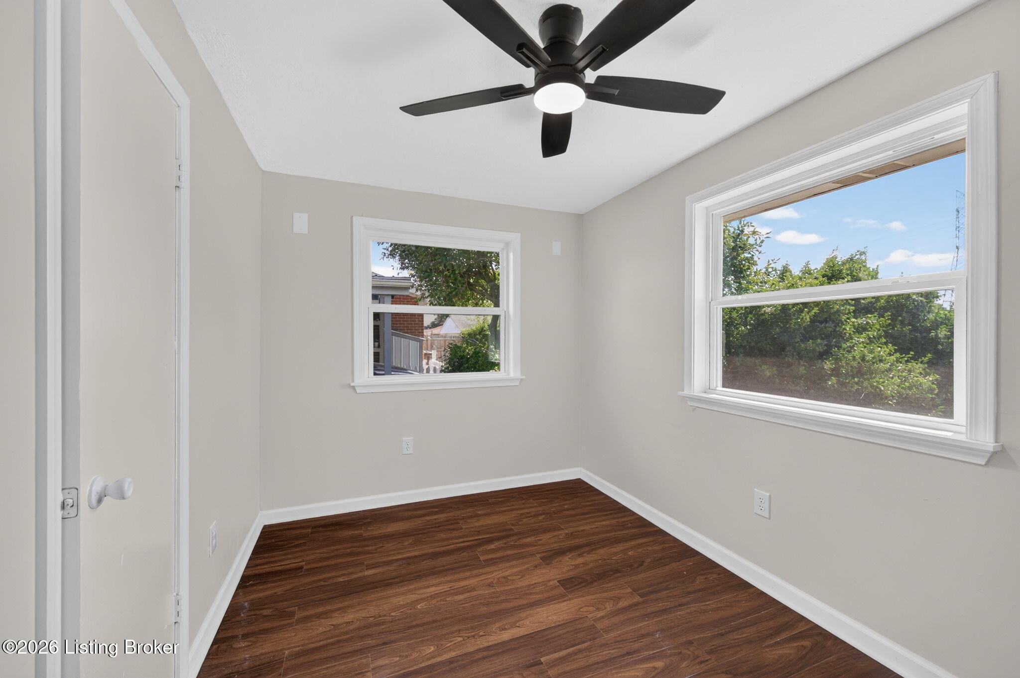 2424 Weber Ln