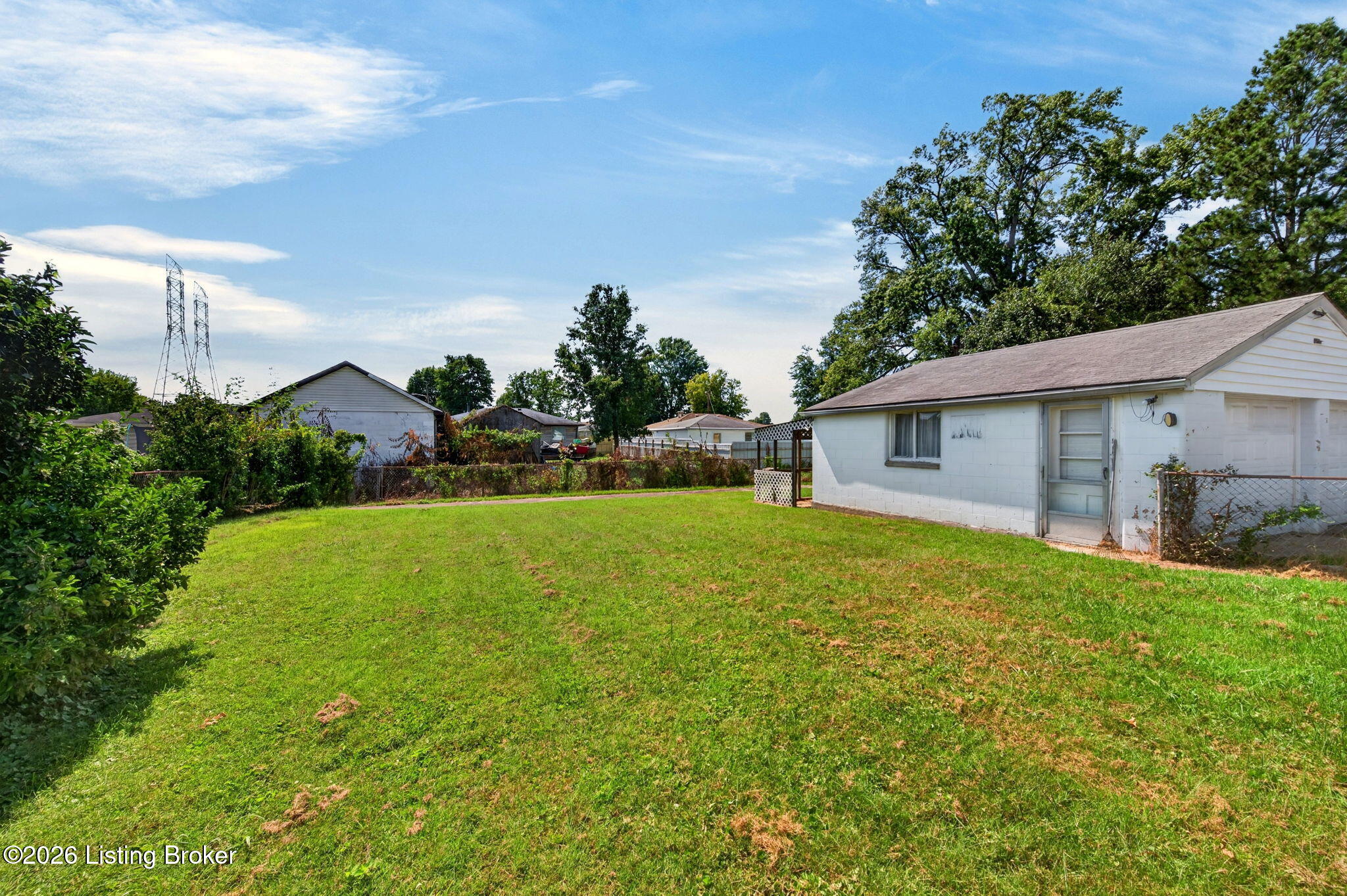 2424 Weber Ln
