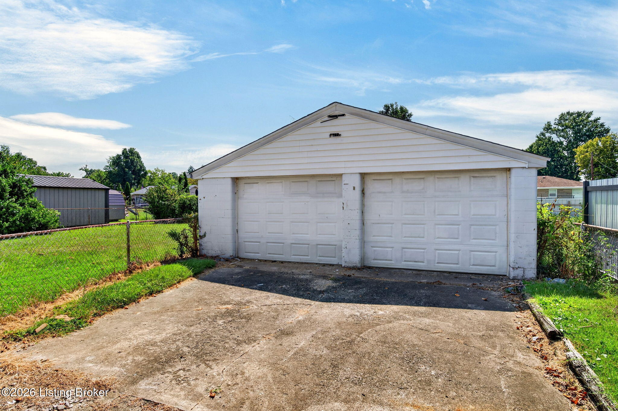 2424 Weber Ln