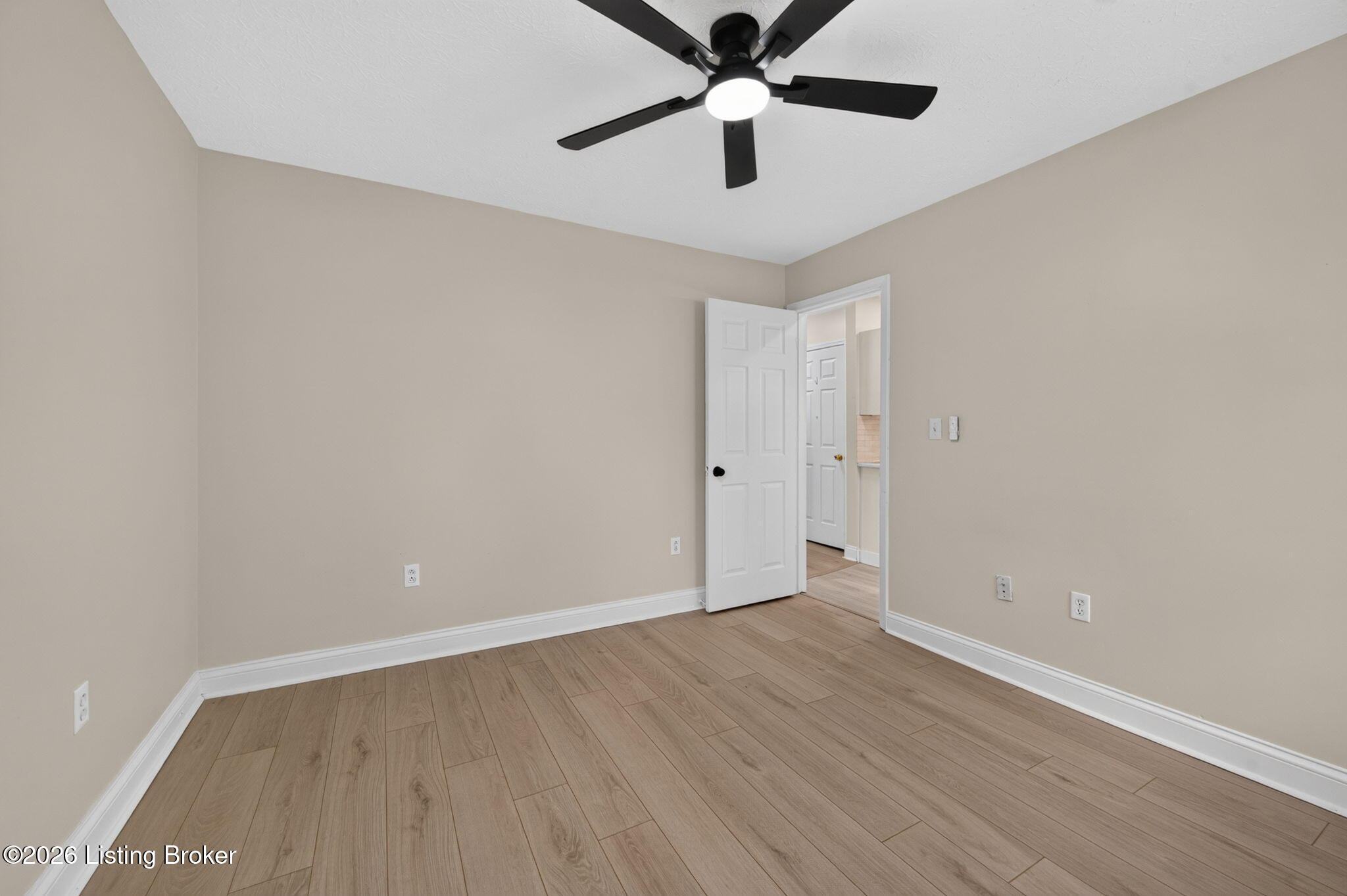 2505 Catawba Ln