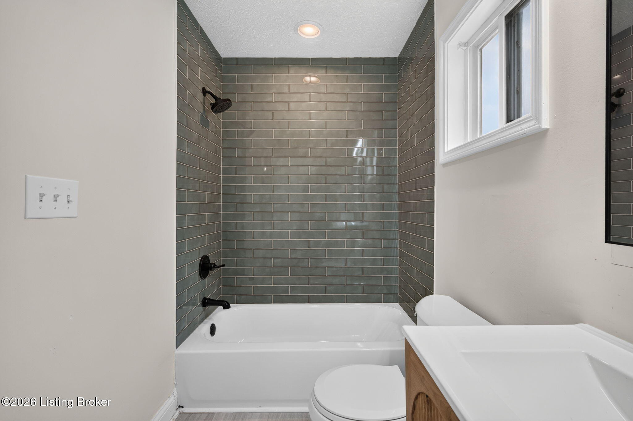 2505 Catawba Ln