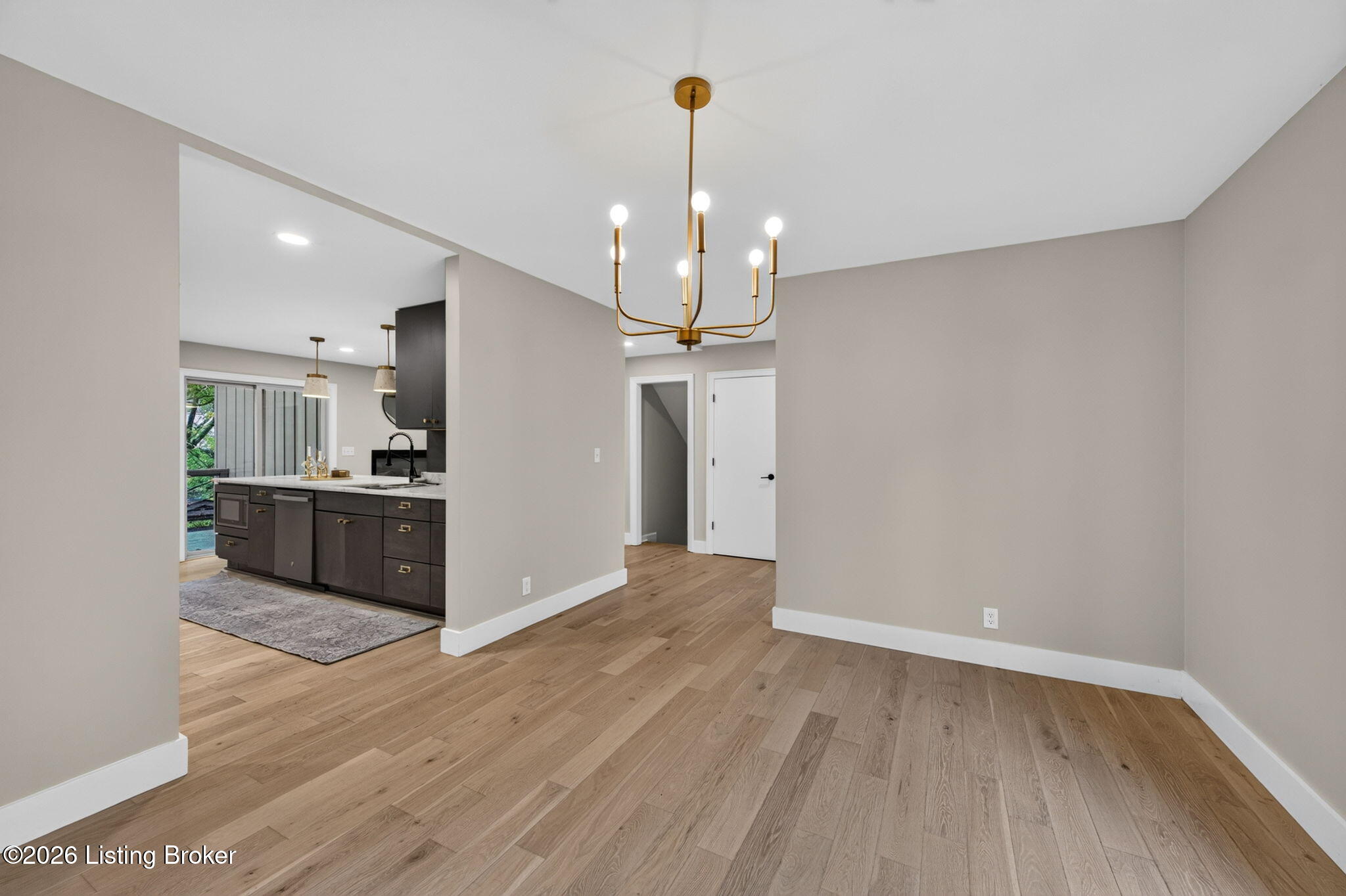 2303 Phoenix Hill Dr