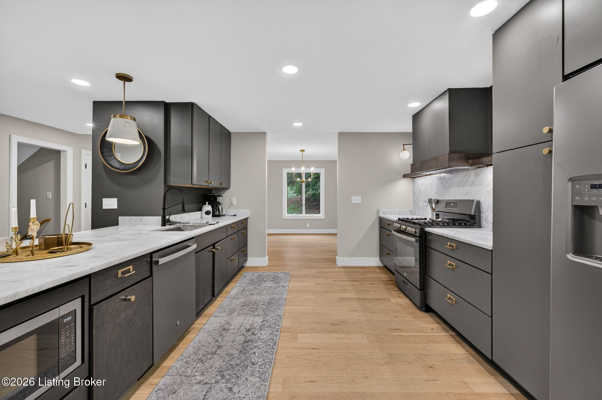 2303 Phoenix Hill Dr