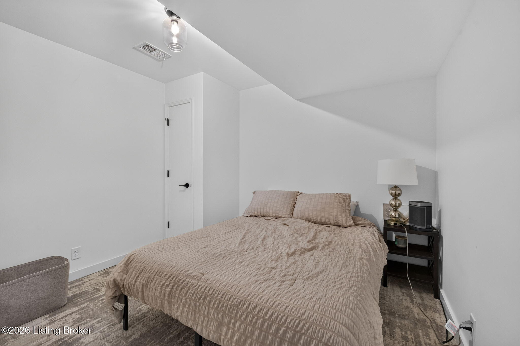 2303 Phoenix Hill Dr