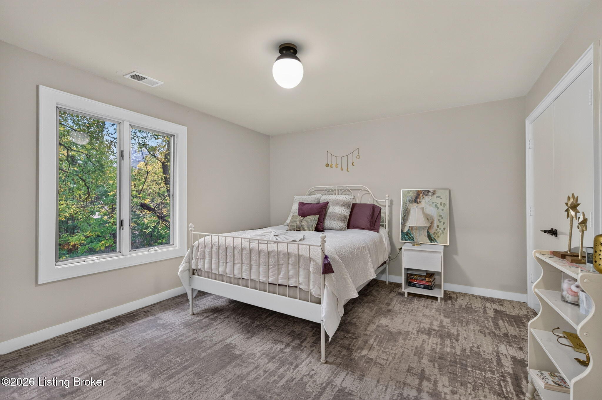 2303 Phoenix Hill Dr