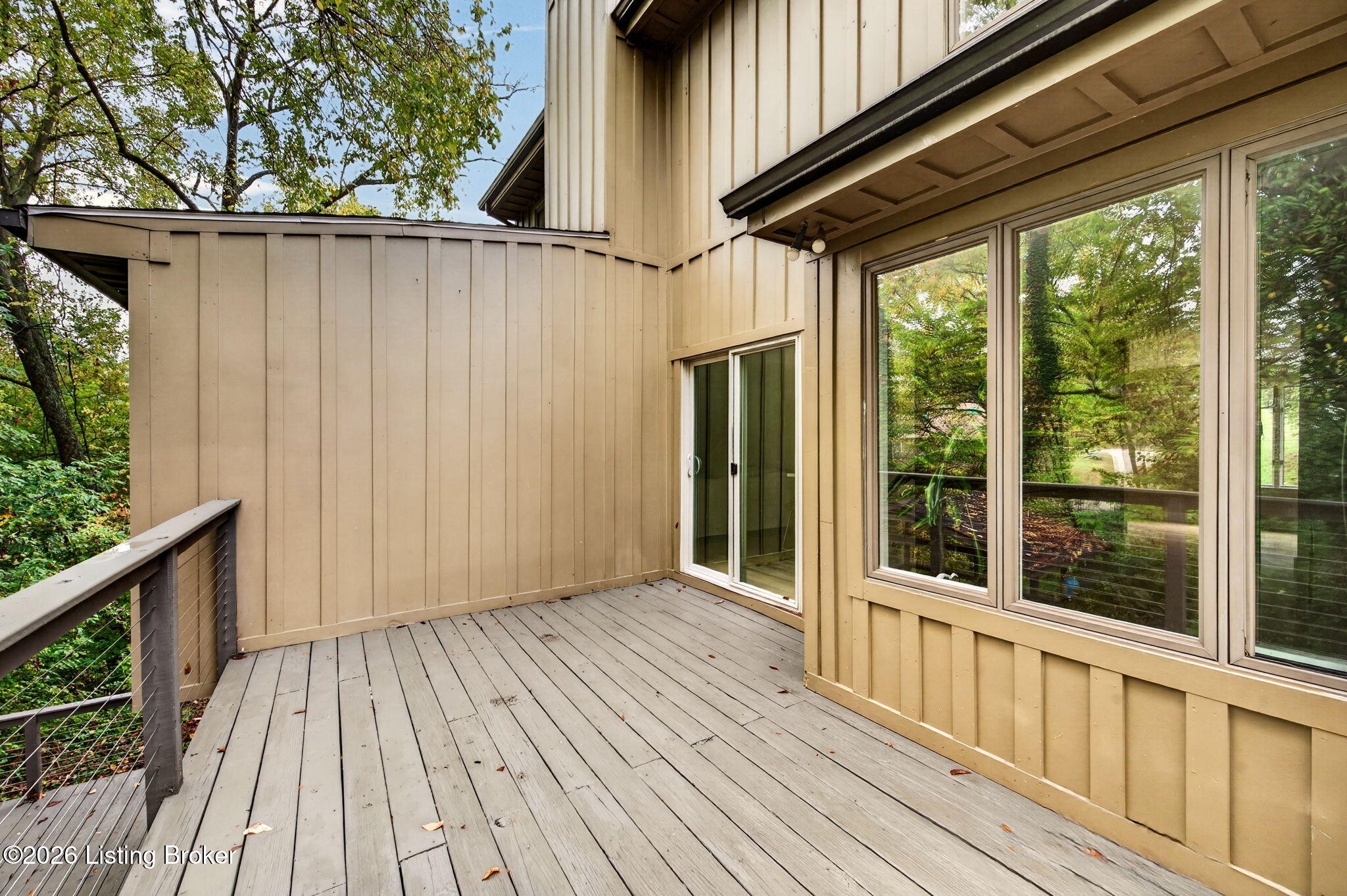 2303 Phoenix Hill Dr