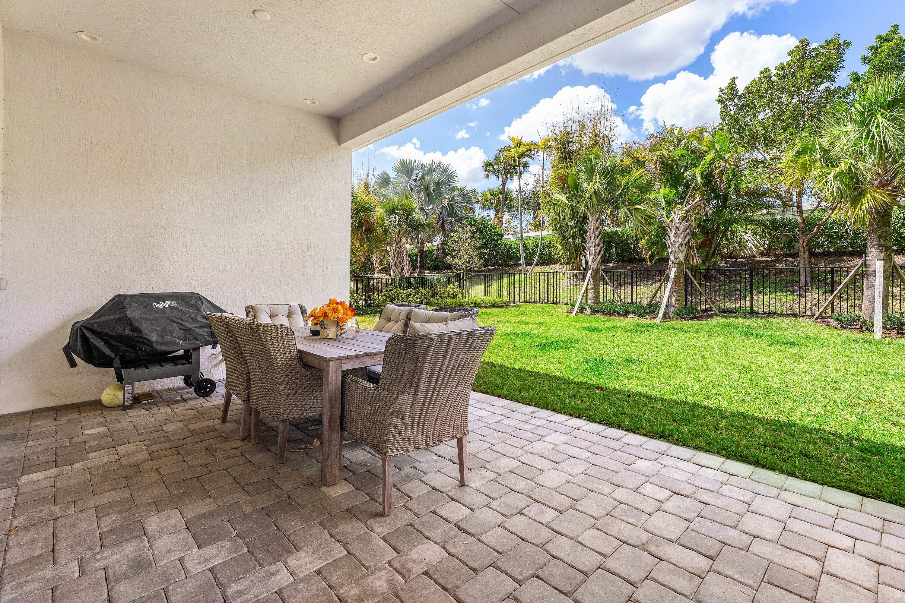 9256 Crestview Circle