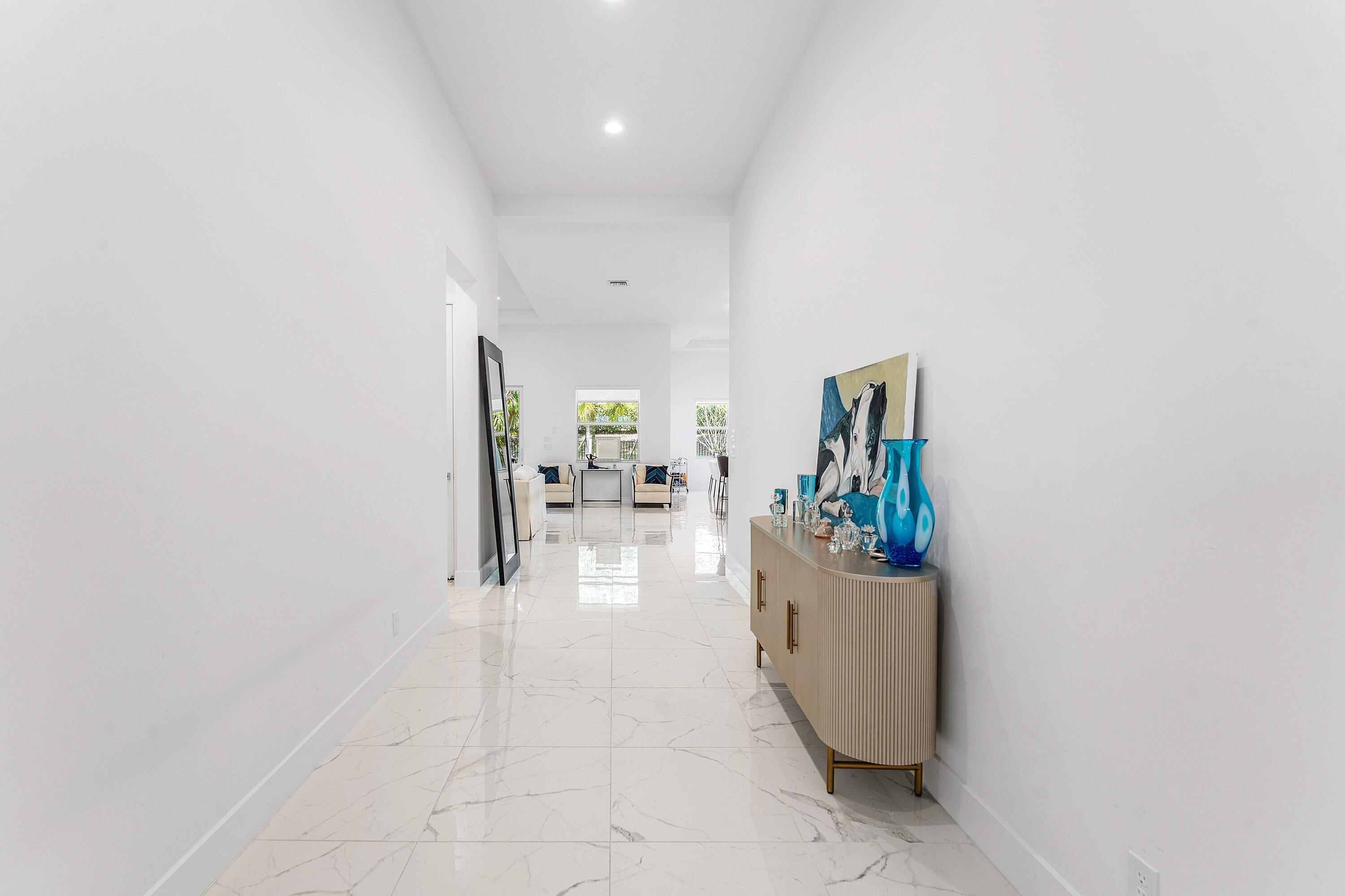 9256 Crestview Circle