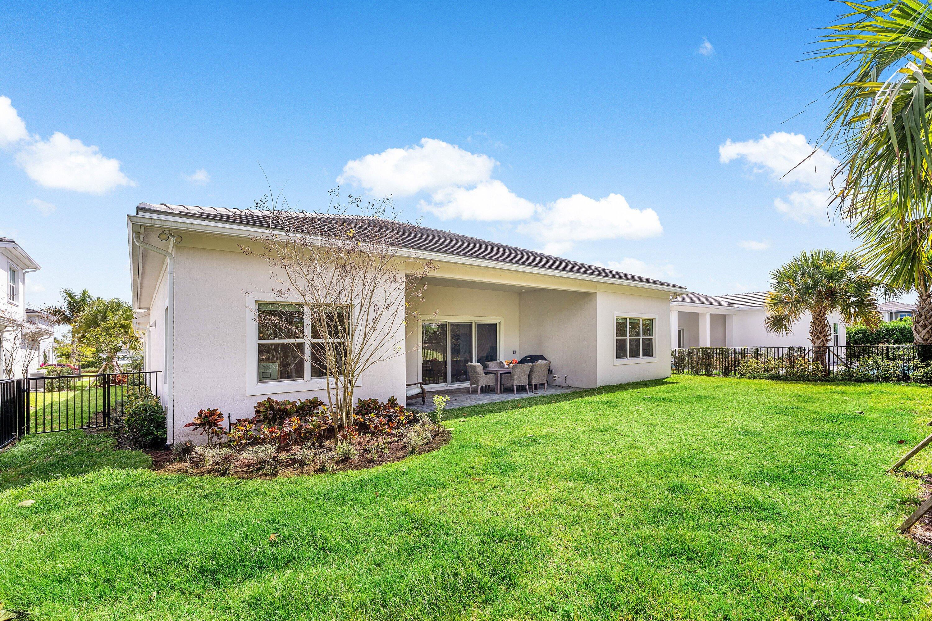 9256 Crestview Circle