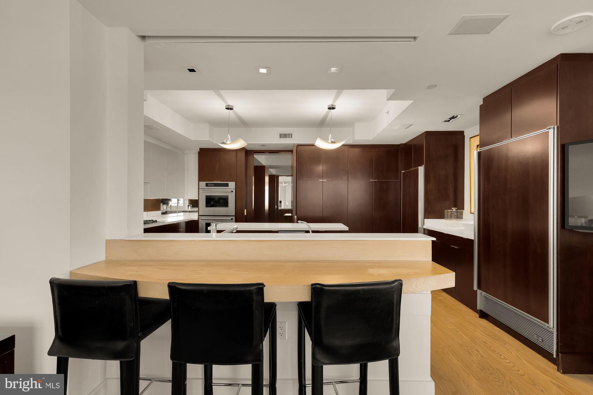 5630 WISCONSIN AVENUE 805