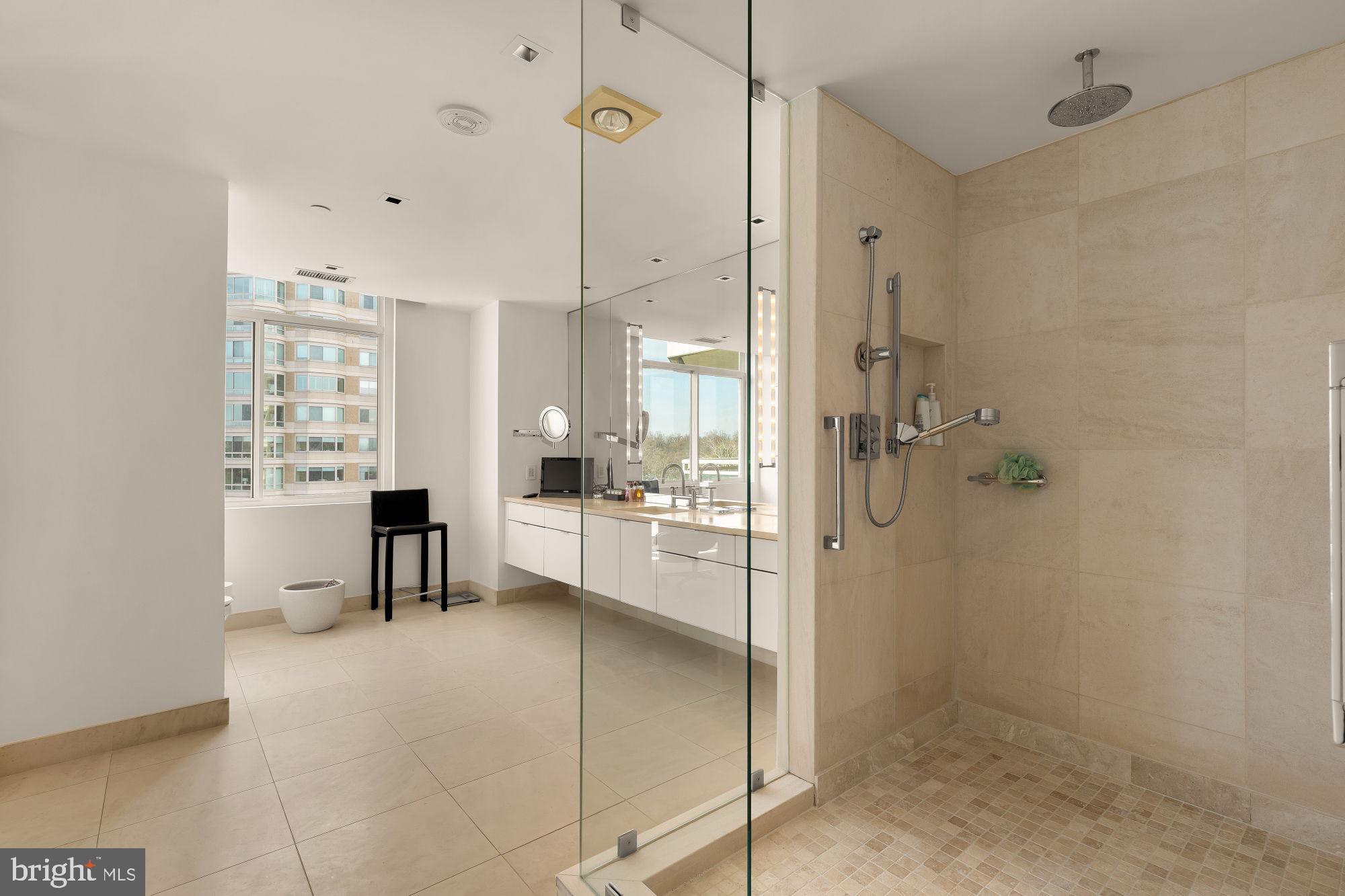 5630 WISCONSIN AVENUE 805