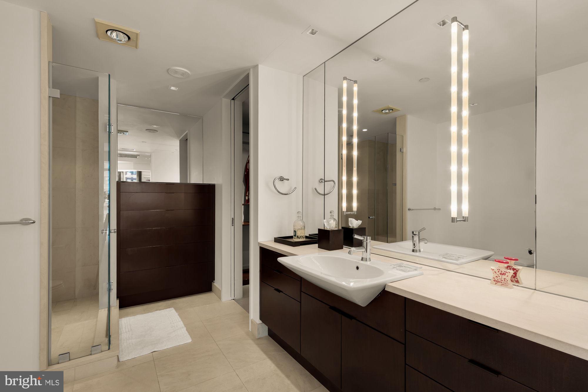 5630 WISCONSIN AVENUE 805