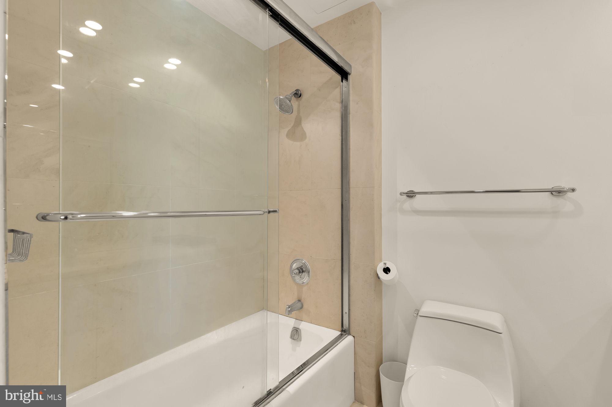 5630 WISCONSIN AVENUE 805