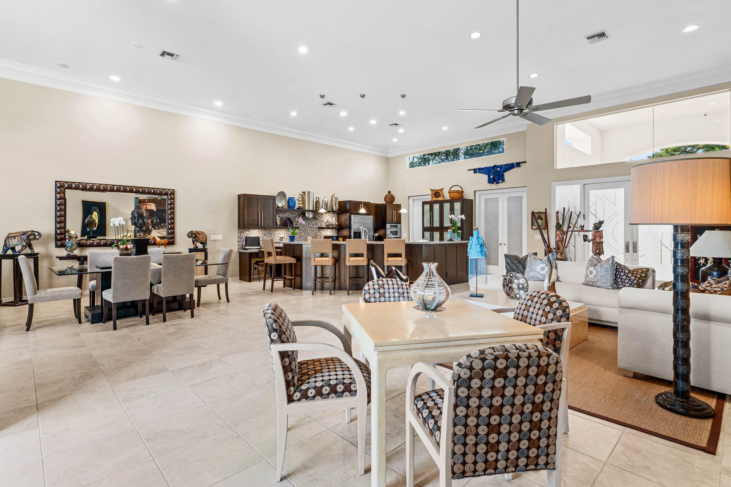 1118 Crystal Drive