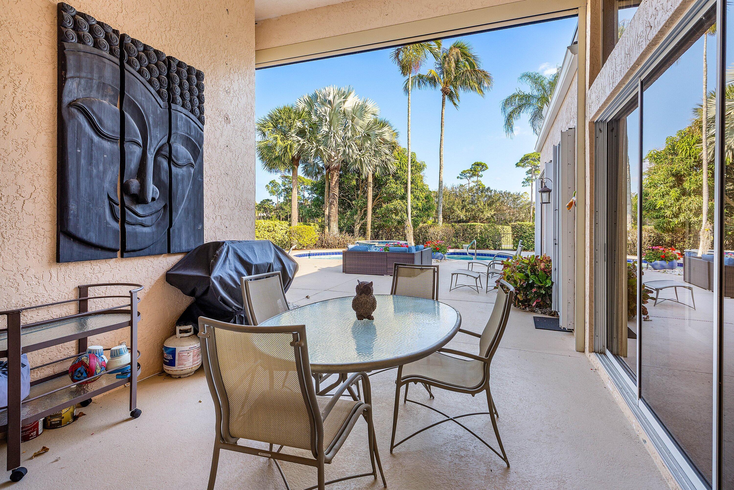1118 Crystal Drive