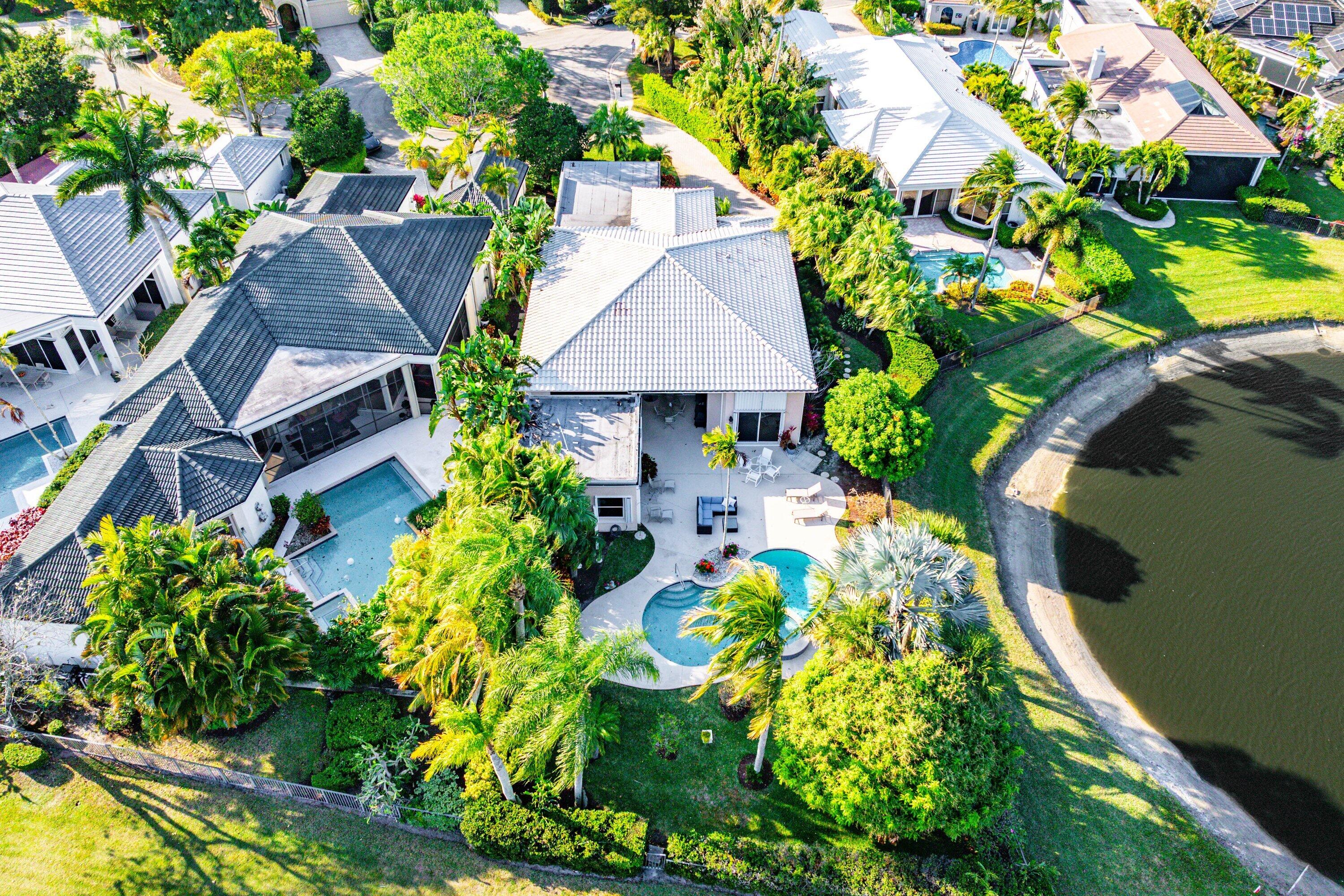 1118 Crystal Drive