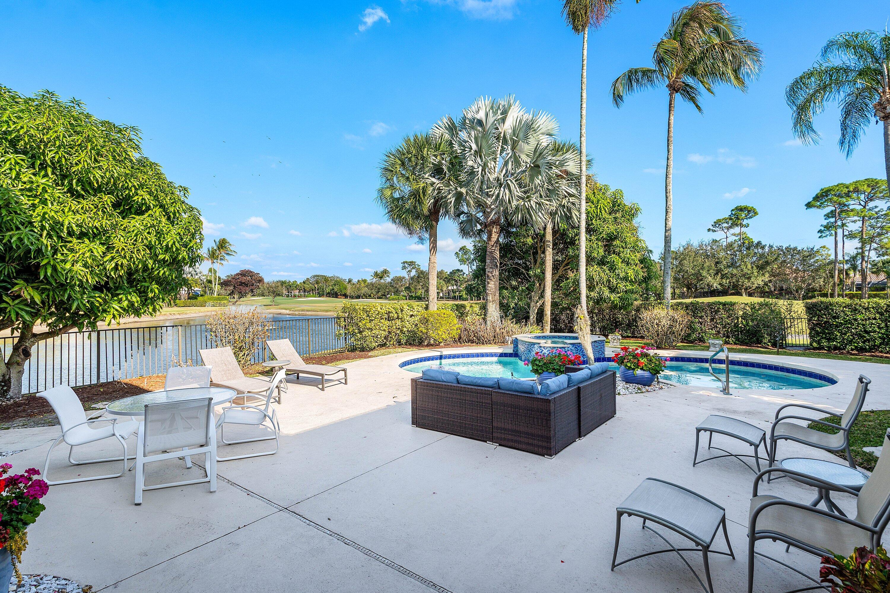 1118 Crystal Drive