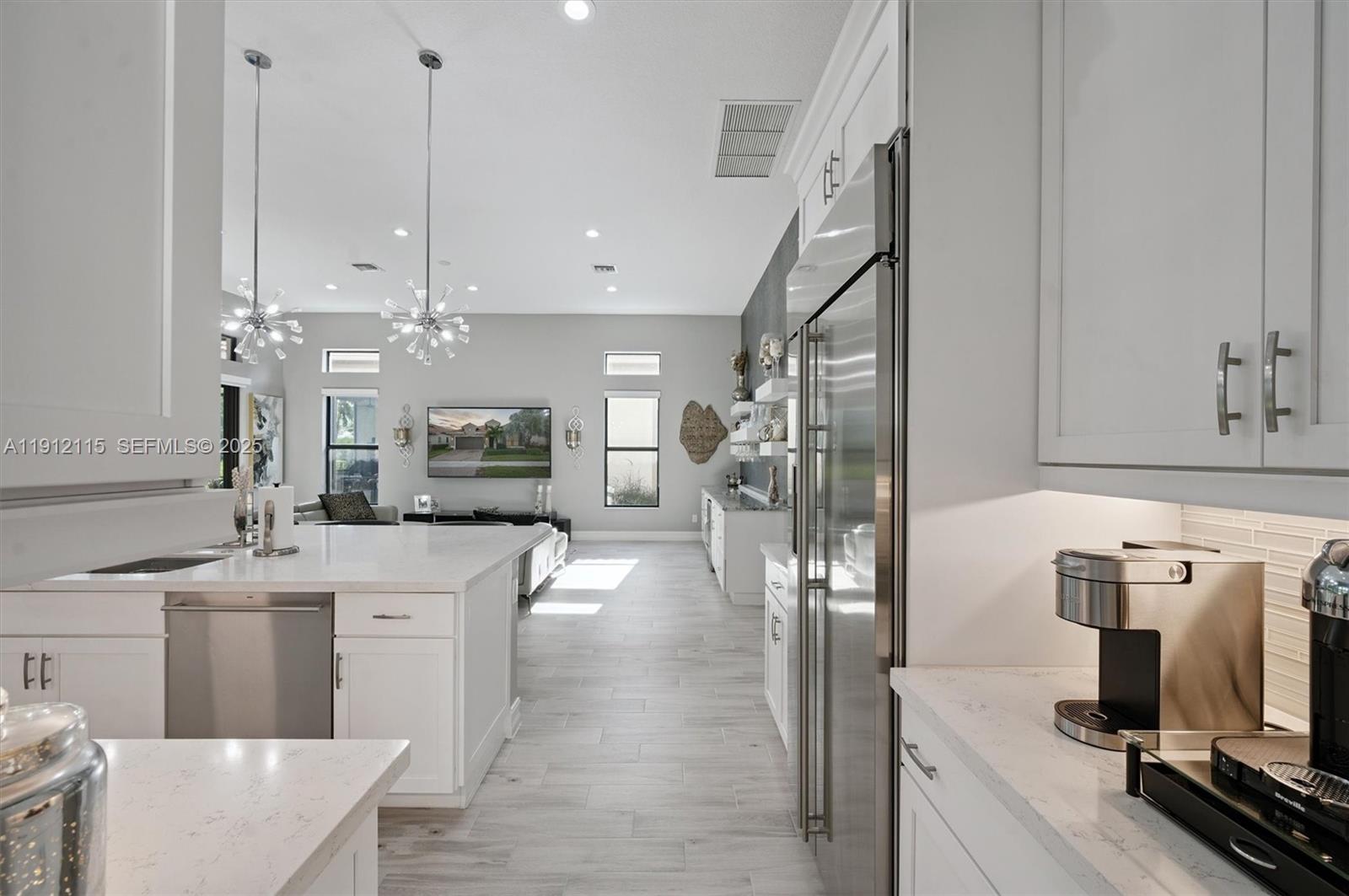 12065 N Kalmar Circle
