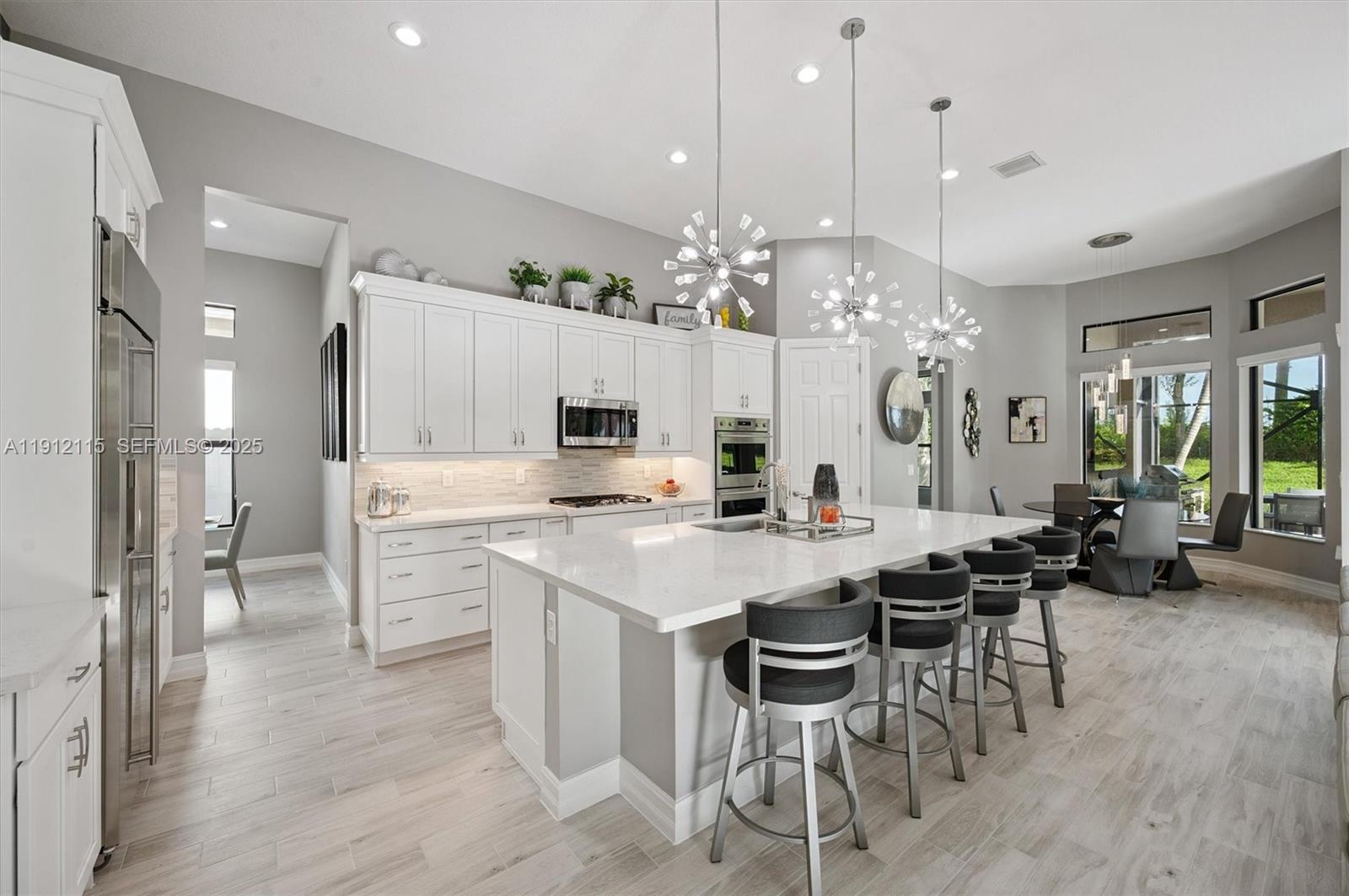 12065 N Kalmar Circle