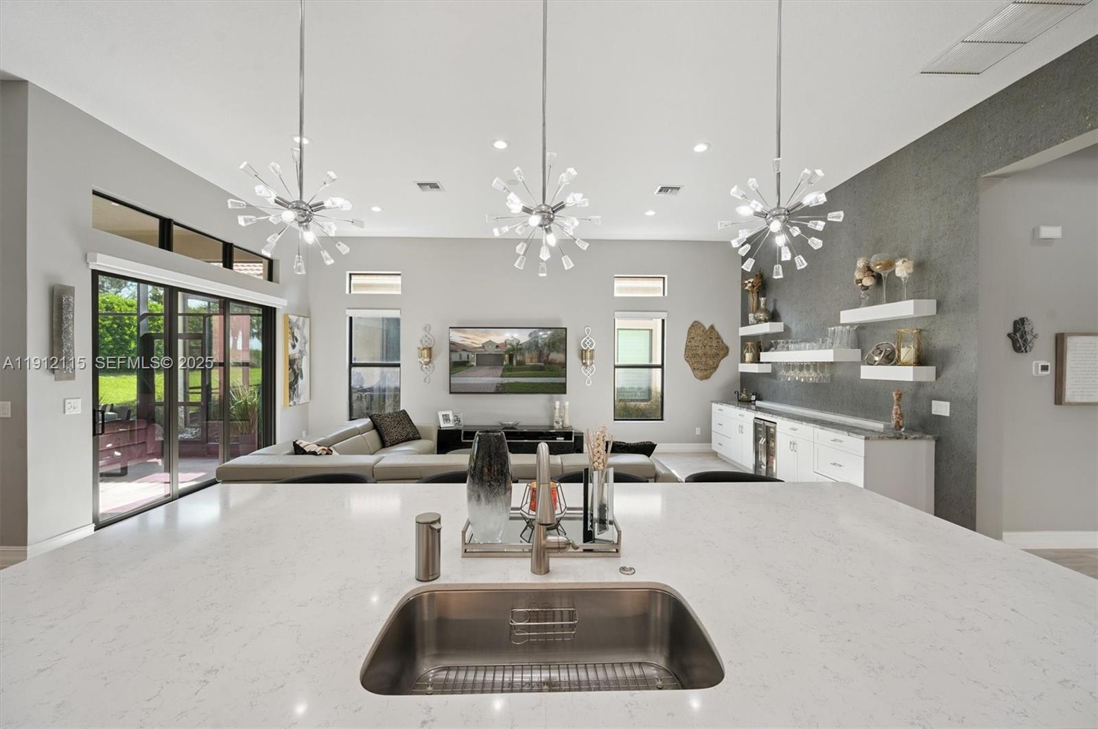 12065 N Kalmar Circle