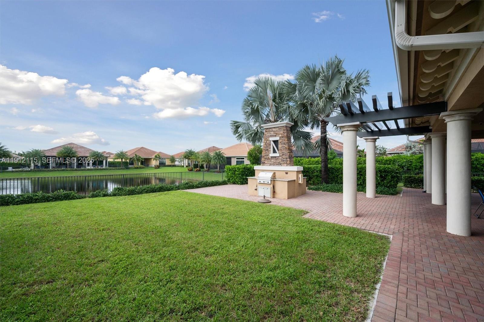 12065 N Kalmar Circle
