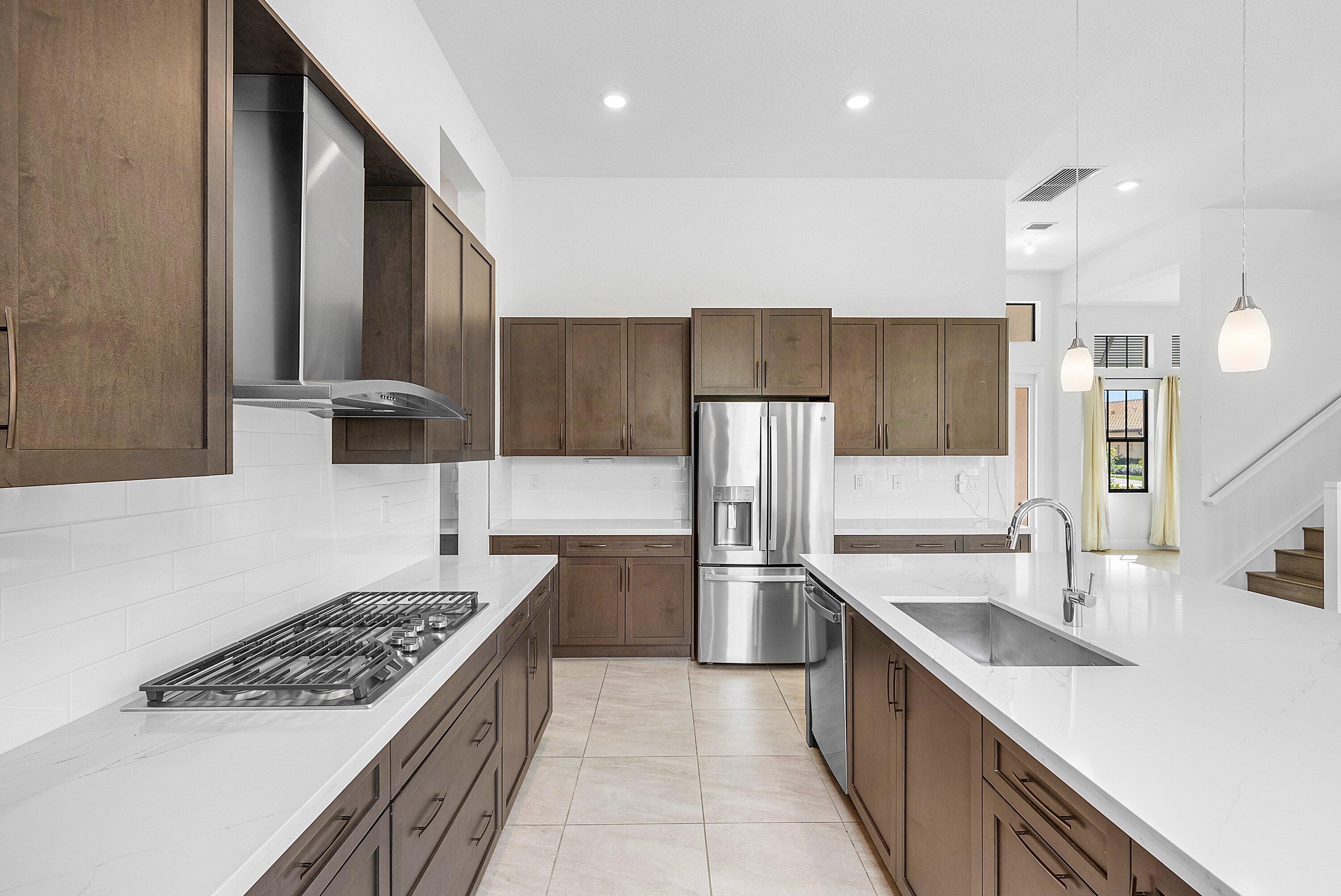 12035 N Baypoint Cir