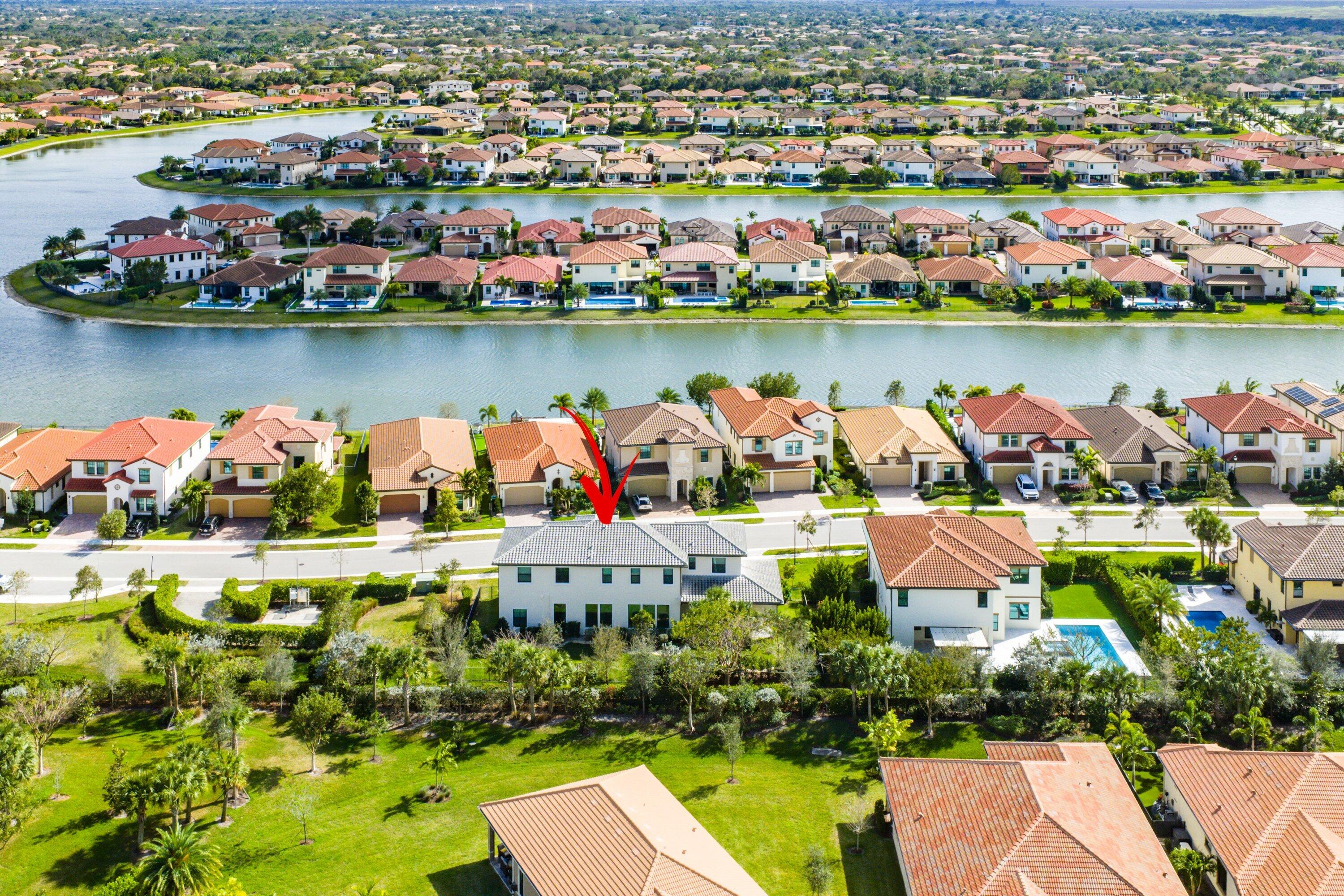 12035 N Baypoint Cir