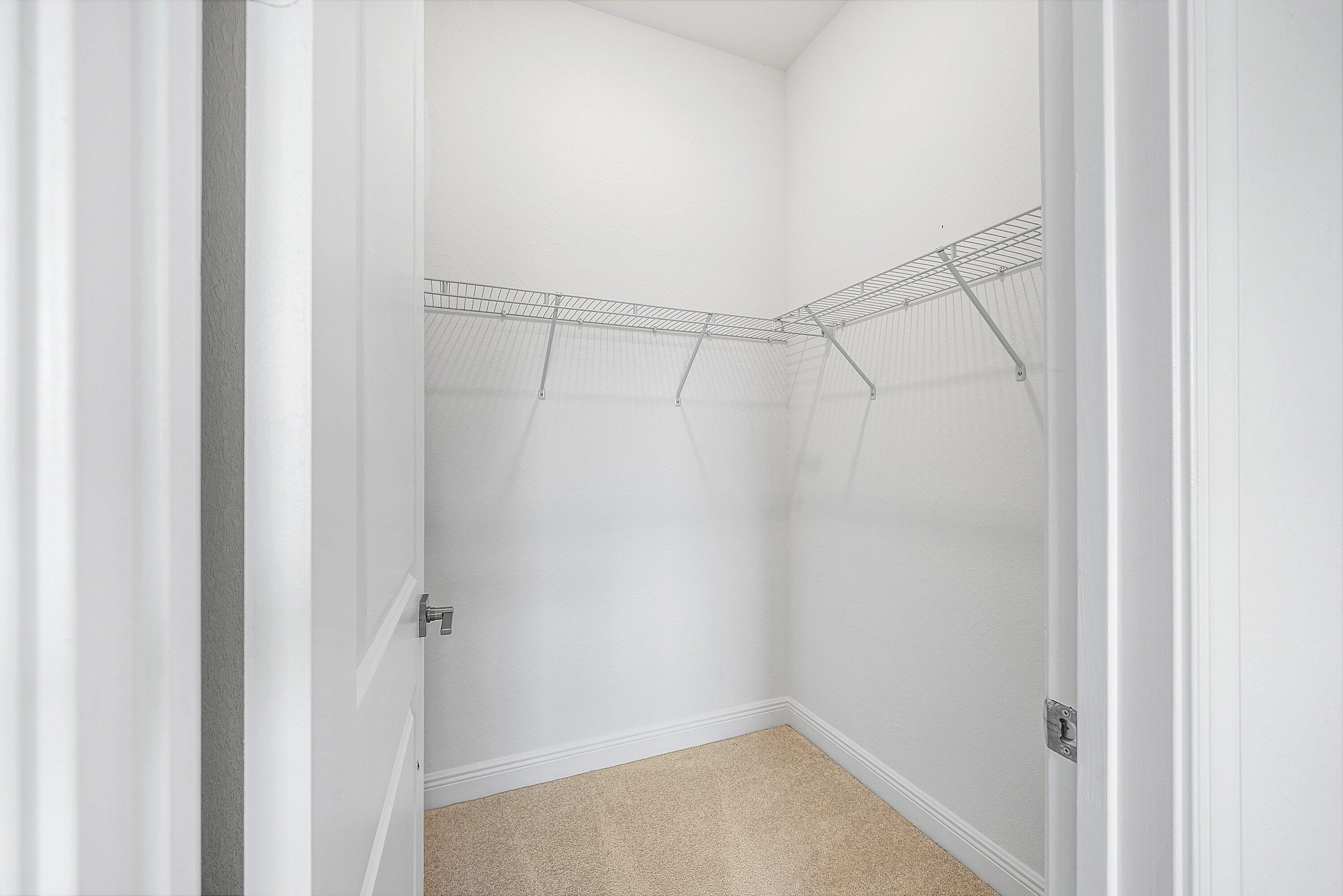 12035 N Baypoint Cir