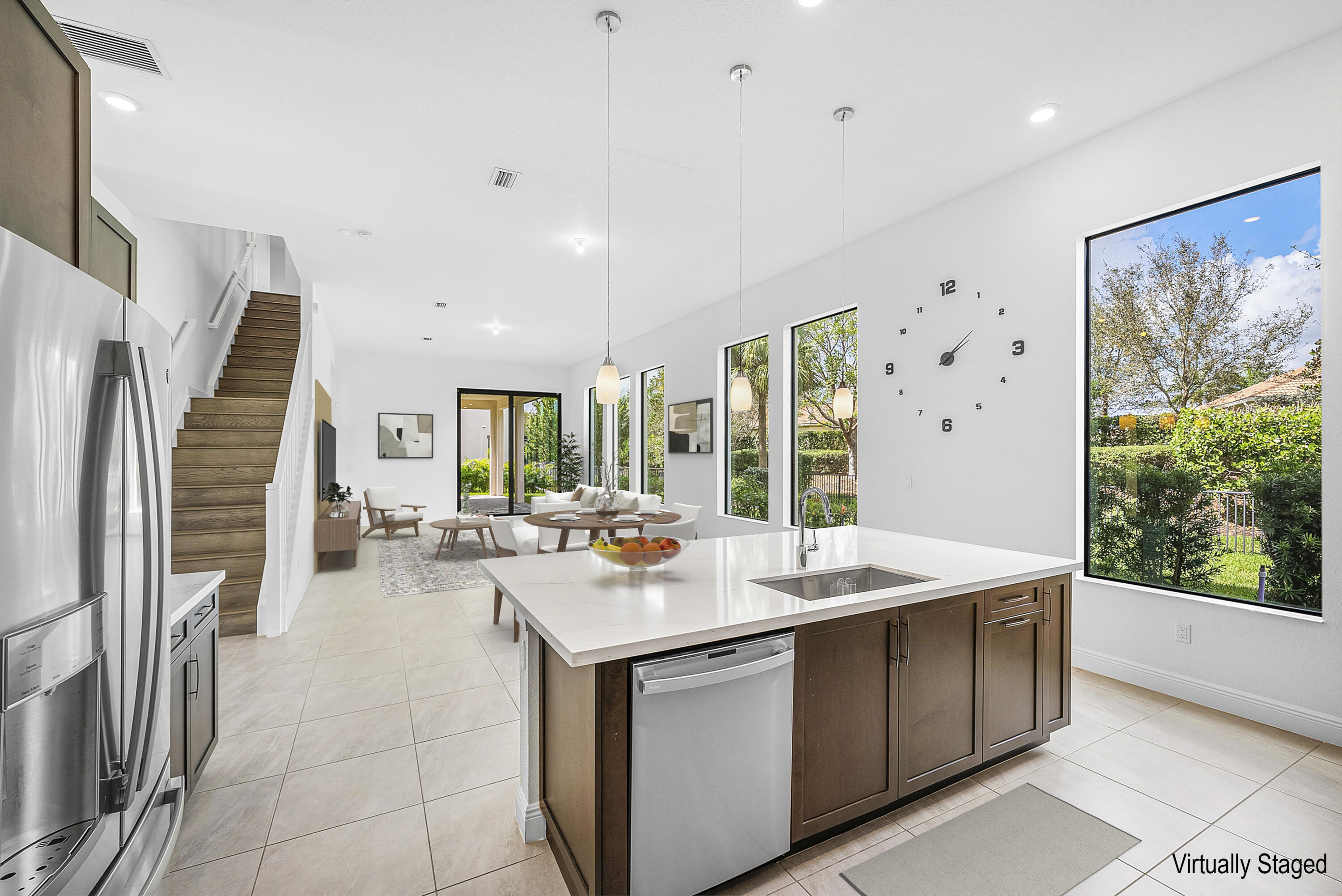 12035 N Baypoint Cir