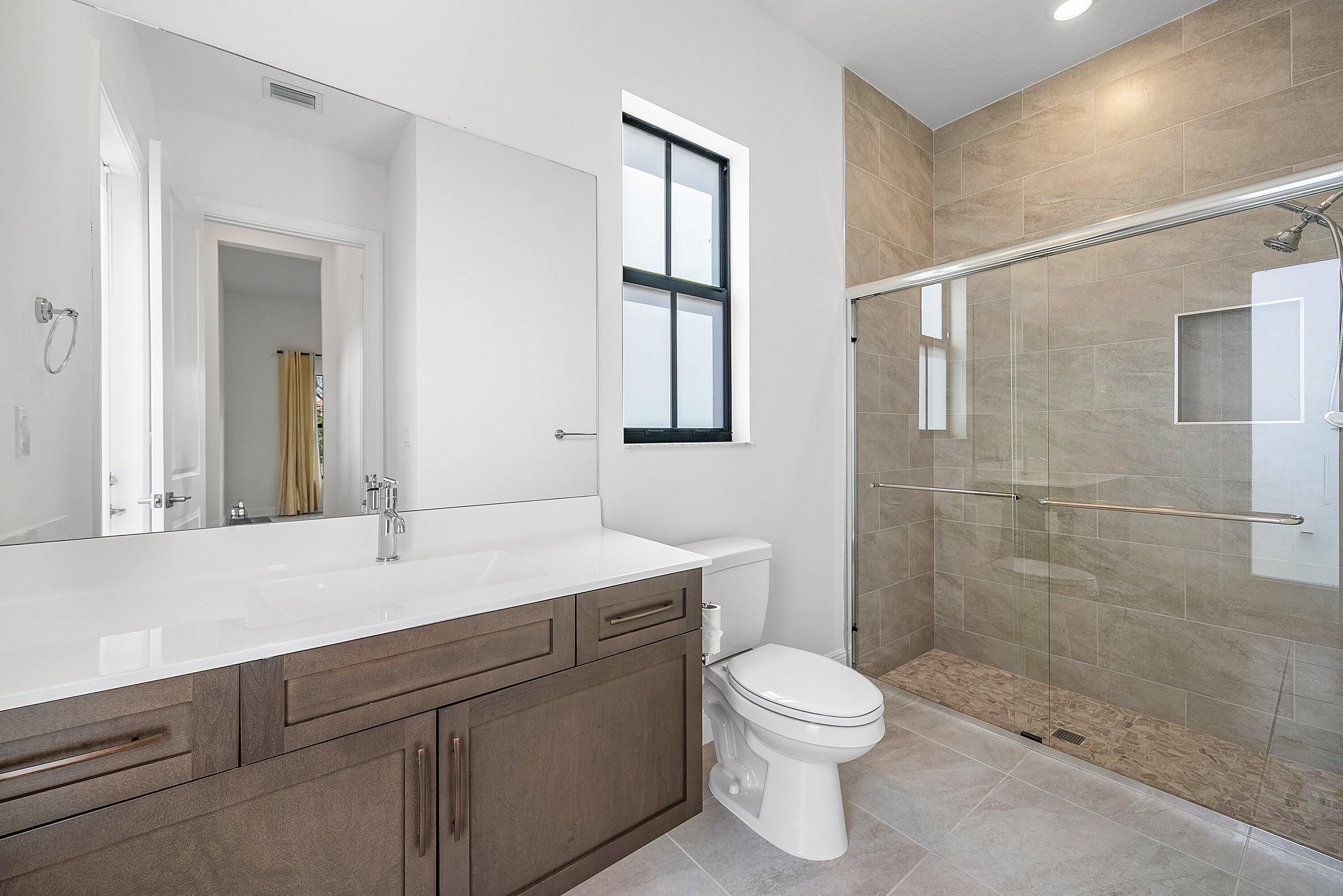 12035 N Baypoint Cir